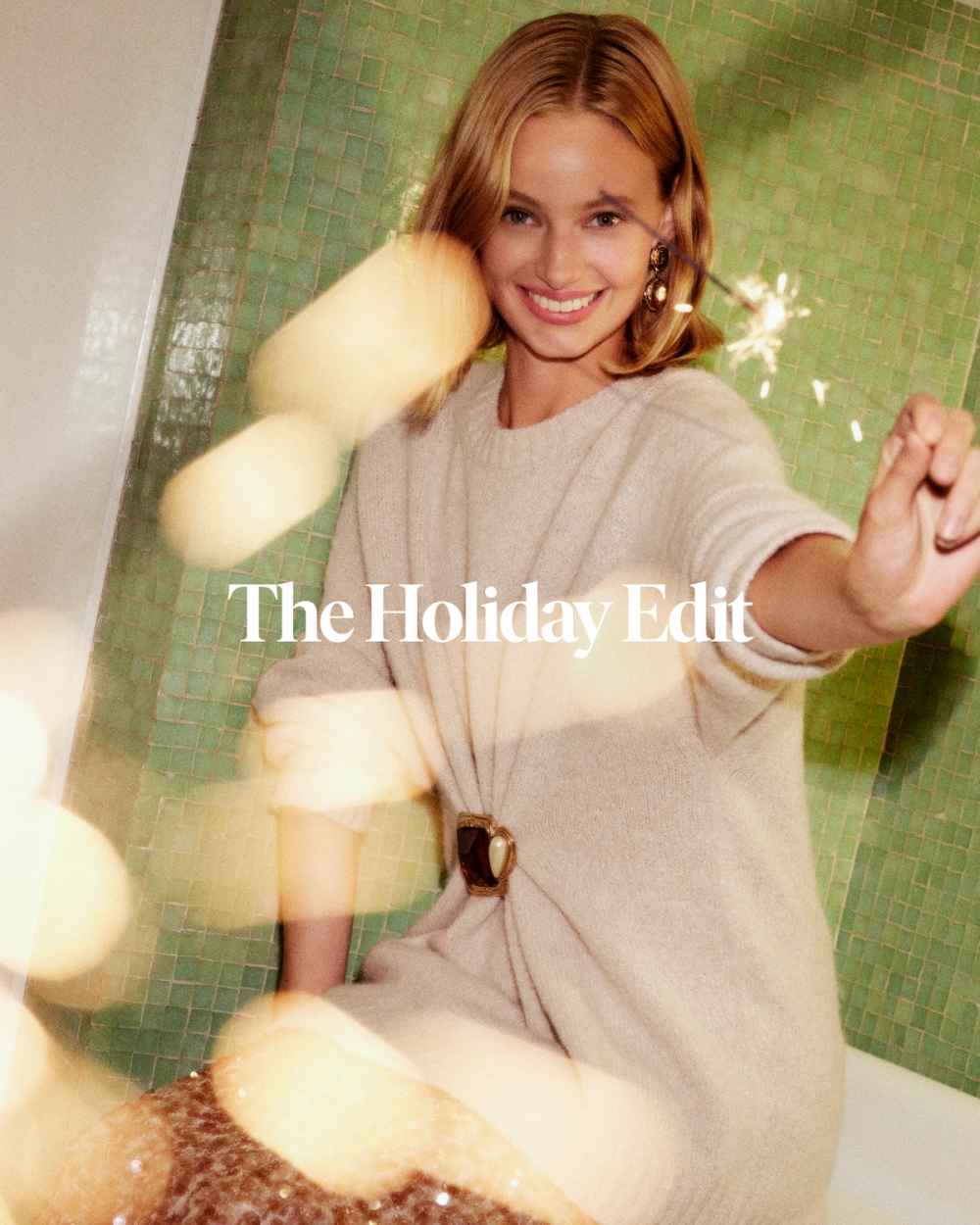 WEEKEND MAX MARA CREATIVE DIRECTION – FW25 THE HOLIDAY CAMPAIGN BY LUCA CAMPRI