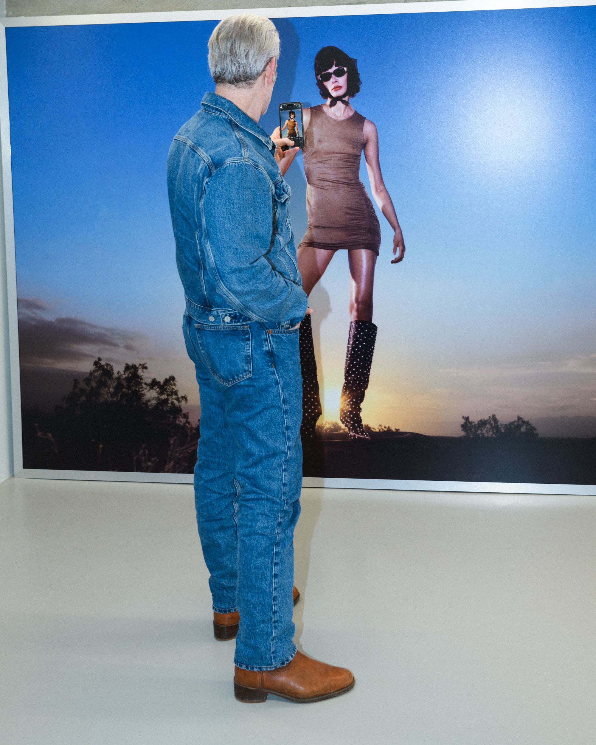 BRAND STRATEGY – EVENT DIRECTION – CAMPAIGN EXHIBITION