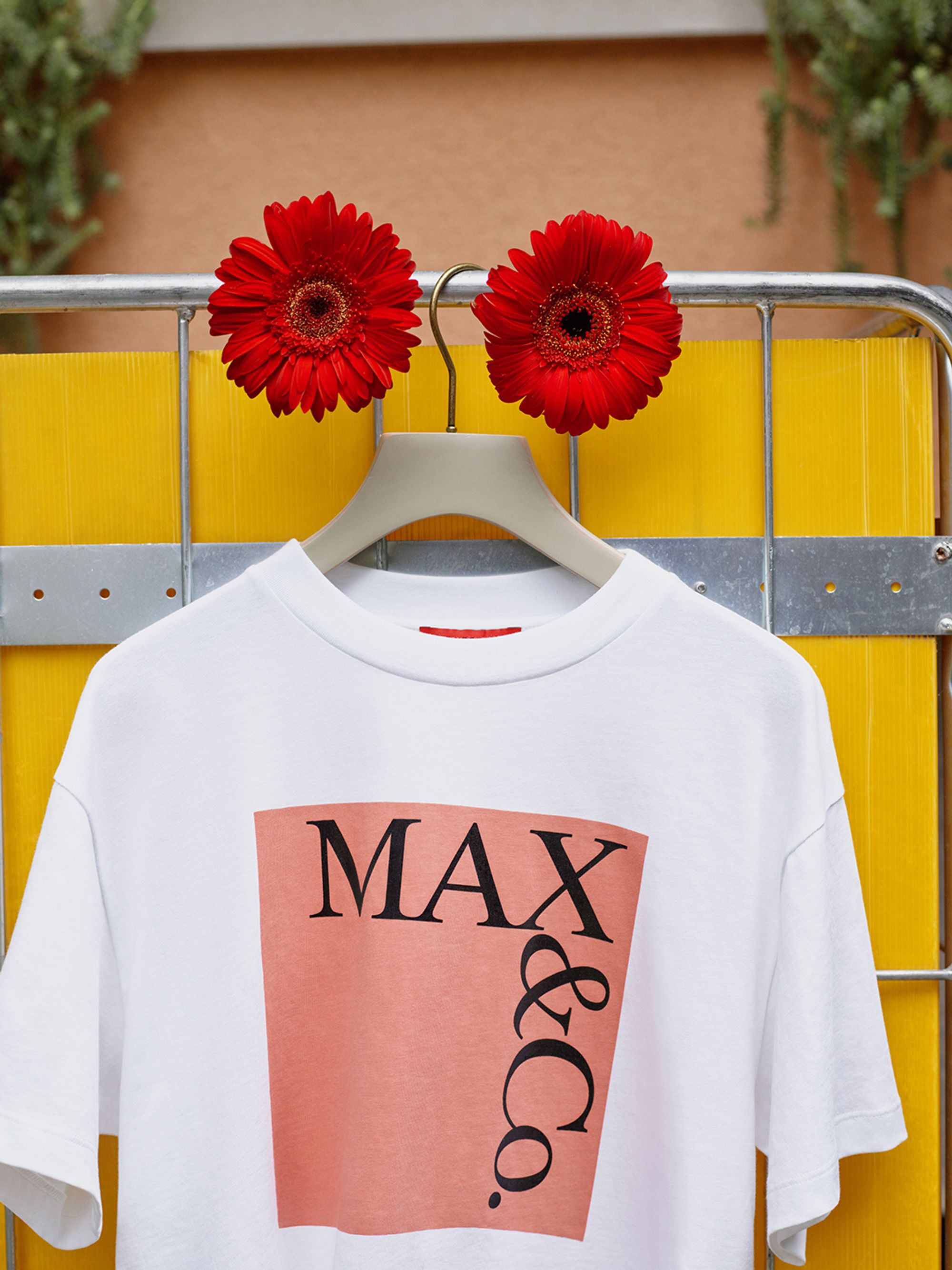 CREATIVE DIRECTION – CONTENT CREATION FW20 MAX IT UP