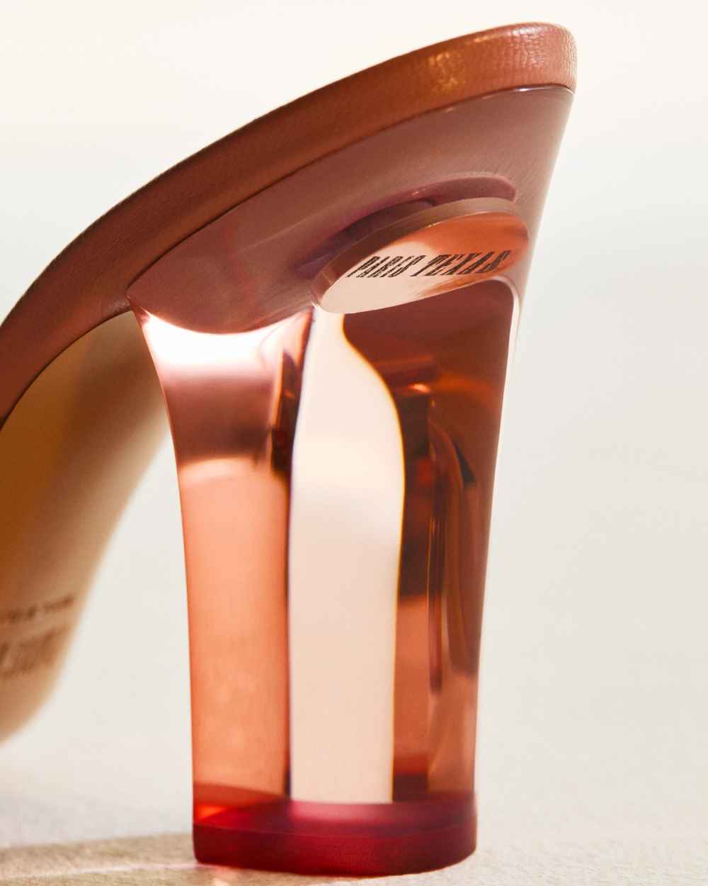 PARIS TEXAS CREATIVE DIRECTION - SS25 ESSENTIALISM EDITORIAL BY ALESSIA GUNAWAN