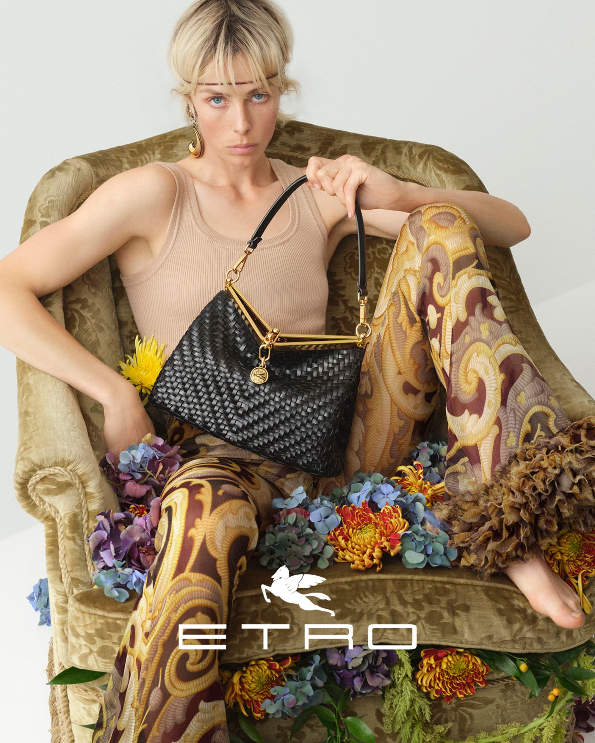 CREATIVE DIRECTION – CONTENT CREATION VELA BAG CAMPAIGN FW24