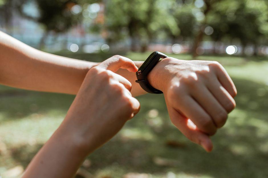 wearable health device smartwatch - Wearables + IoT: The Blueprint for Smarter, Health-Aware Mobile Apps