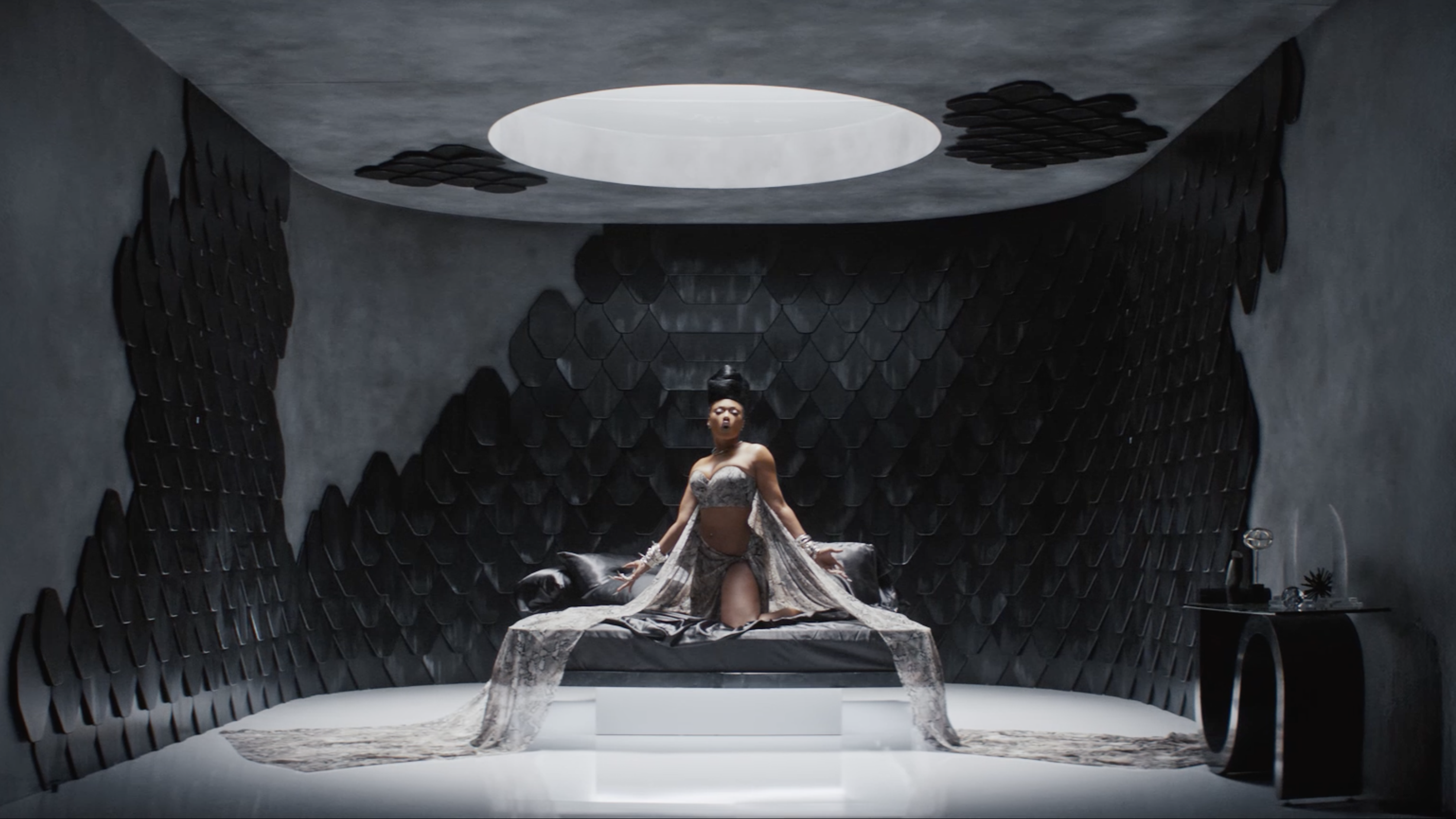 Megan Thee Stallion "Cobra"