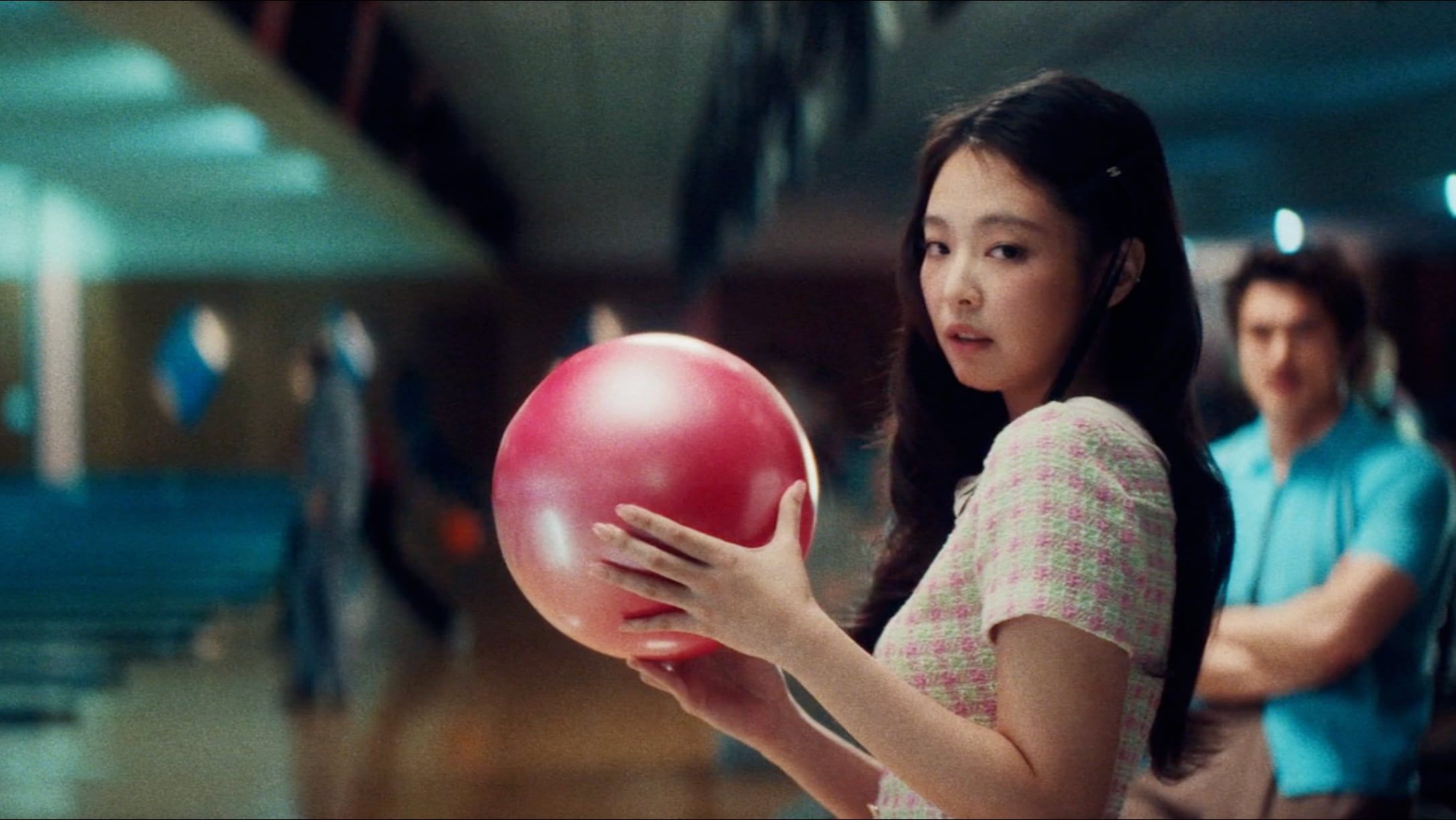 Jennie ft Dominic Fike "Love Hangover"