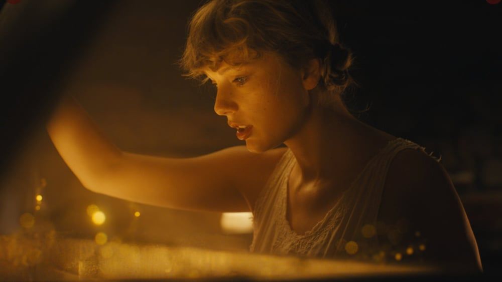 Taylor Swift "Cardigan"