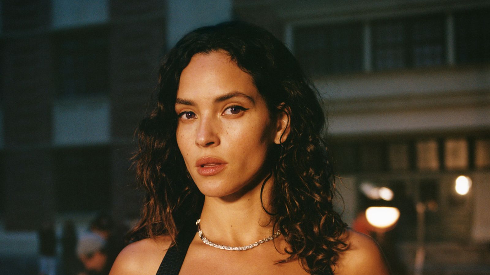 Featuring photographies of celebrities captured by Tyrone Lebon in collaboration with Director of Photography André Chemetoff for W MAGAZINE’s 2026 BEST PERFORMANCE ISSUE