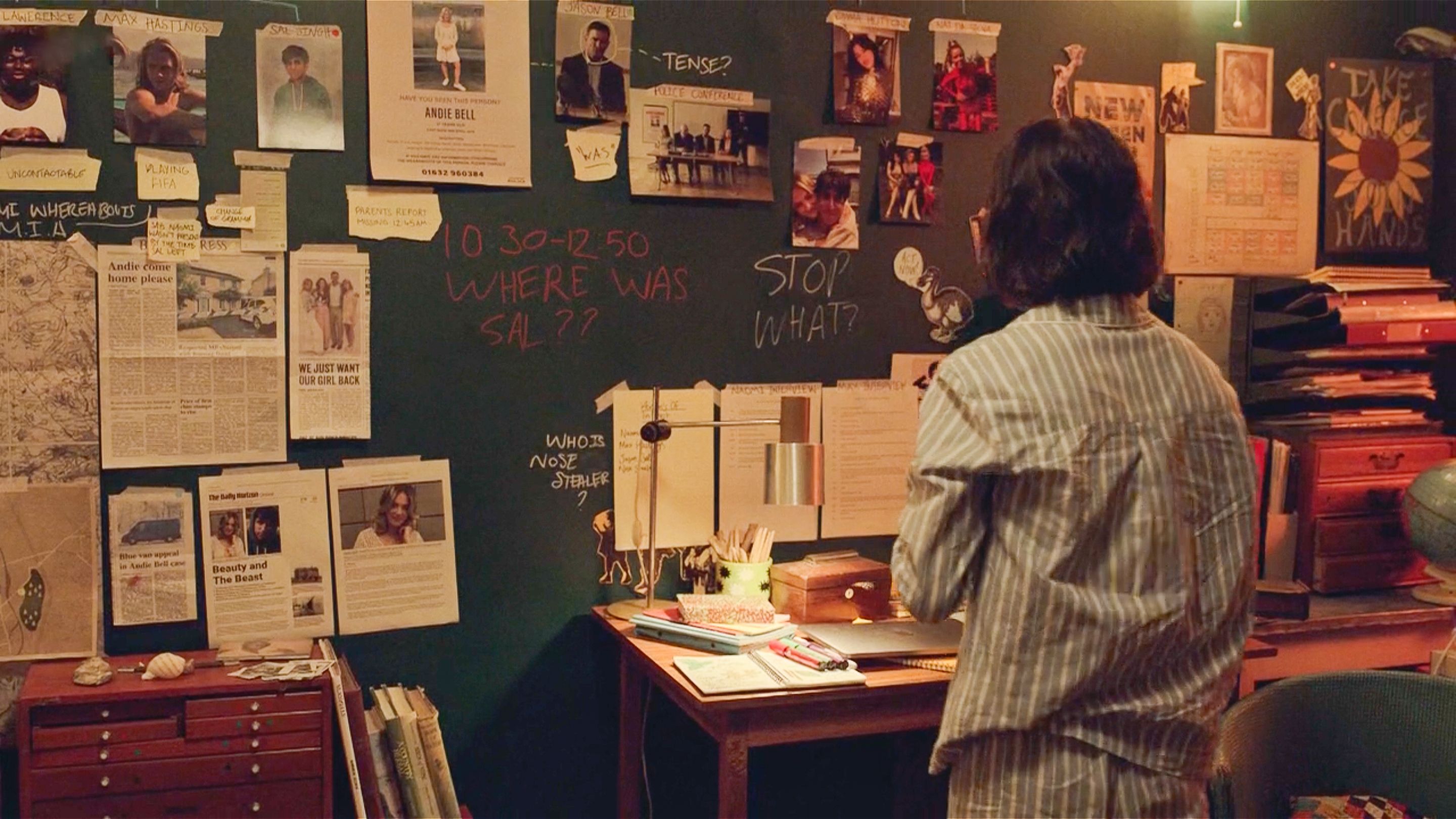 A Good Girl's Guide to Murder 