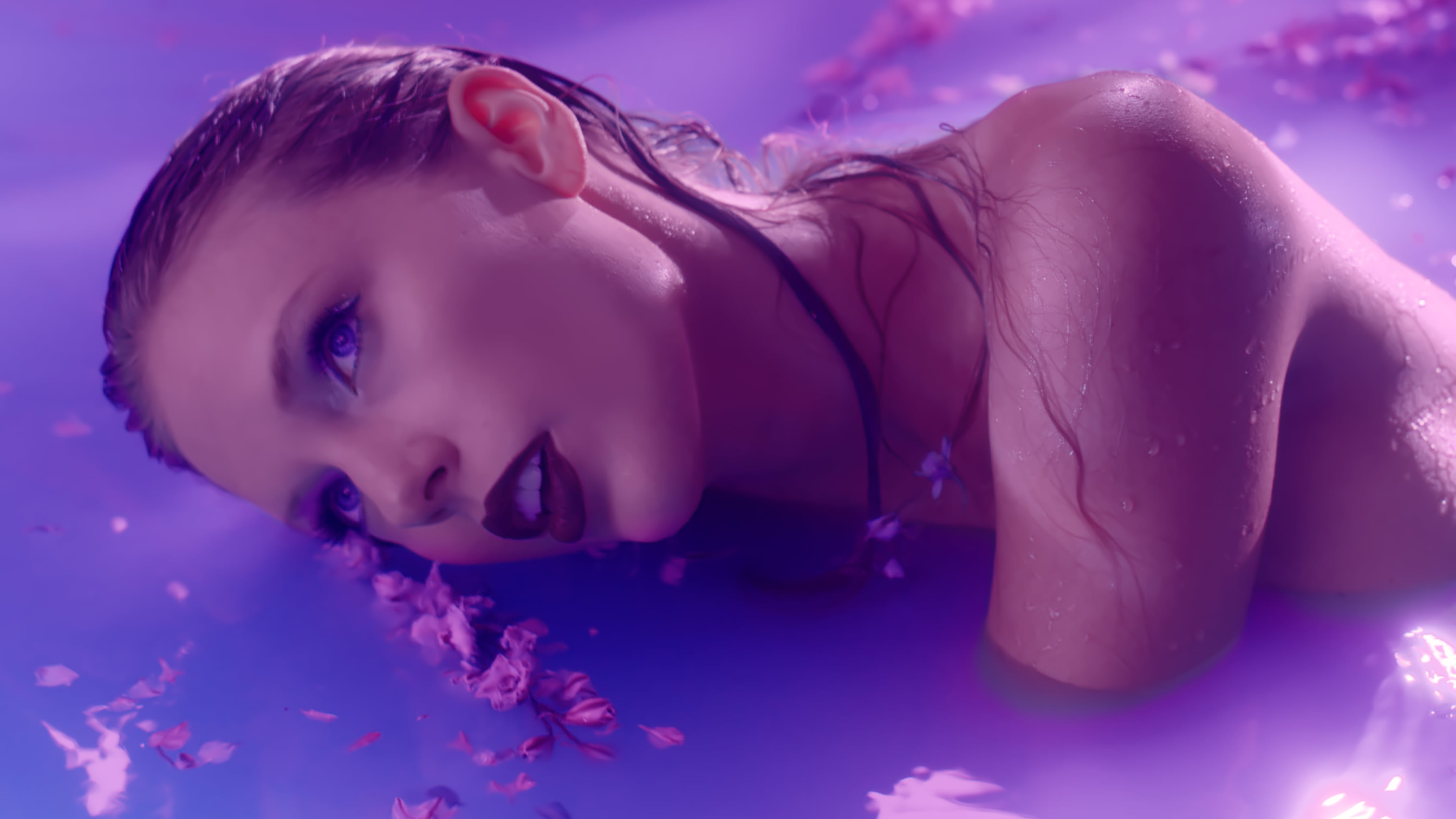 Taylor Swift “Lavender Haze”