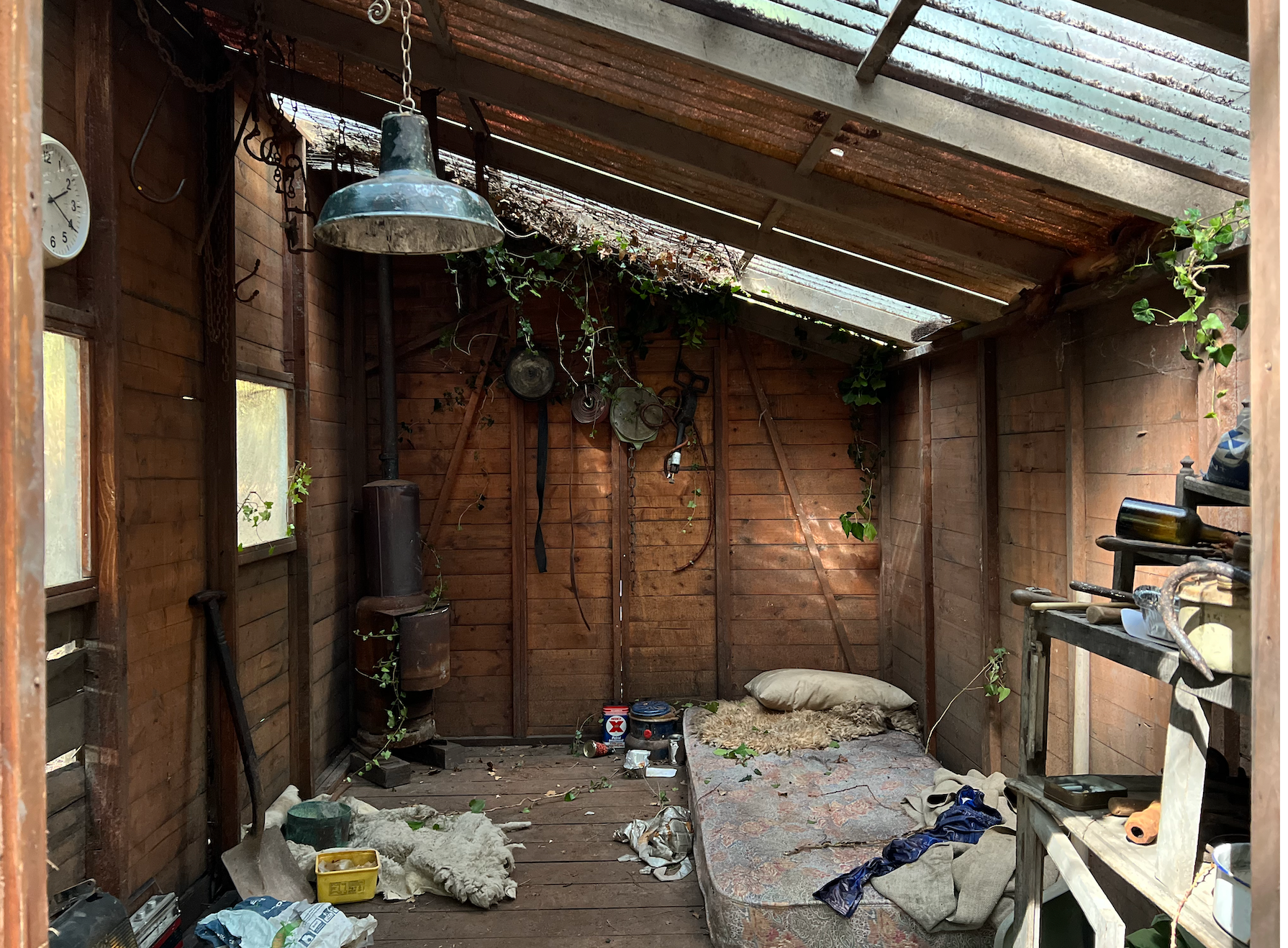 A Good Girl's Guide to Murder 