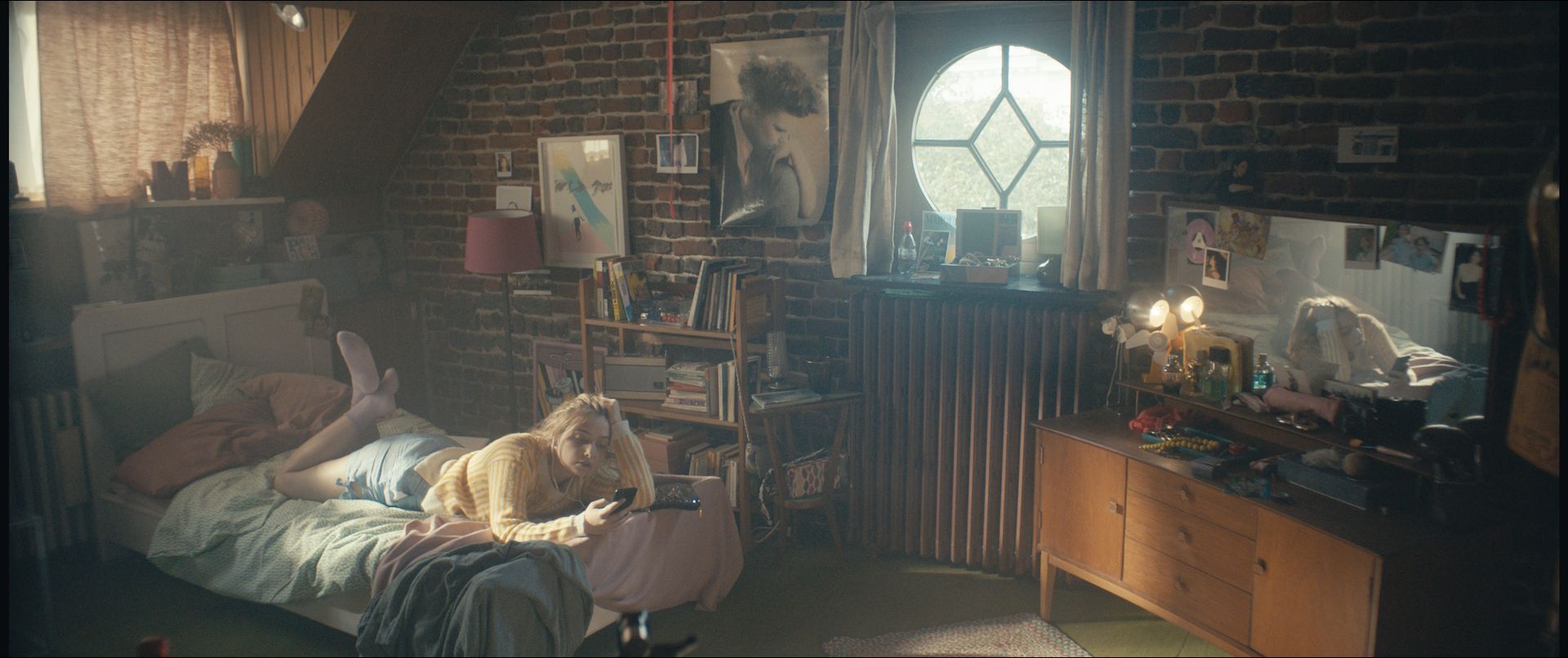 Orange + Apple “Don’t Hang up”