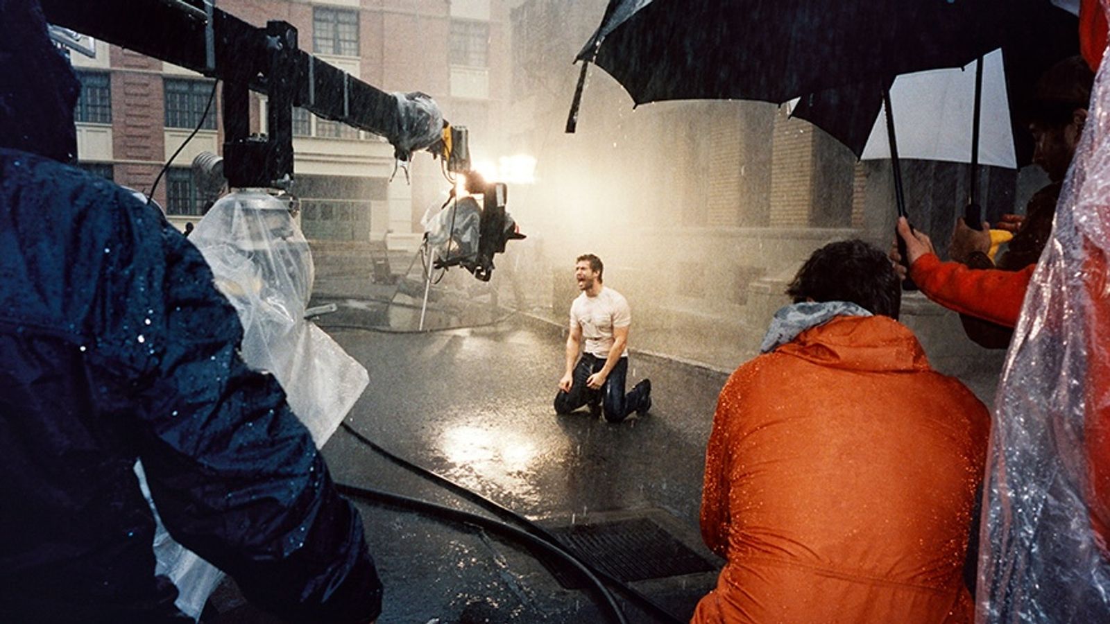 Featuring photographies of celebrities captured by Tyrone Lebon in collaboration with Director of Photography André Chemetoff for W MAGAZINE’s 2026 BEST PERFORMANCE ISSUE