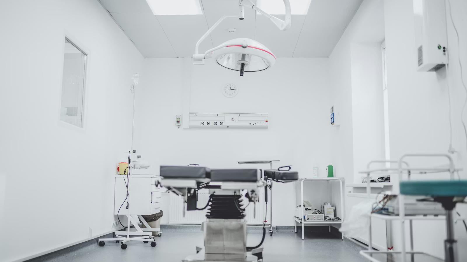 Radiation Shielding Gloves: How They Work & Why They Matter for Medical Safety