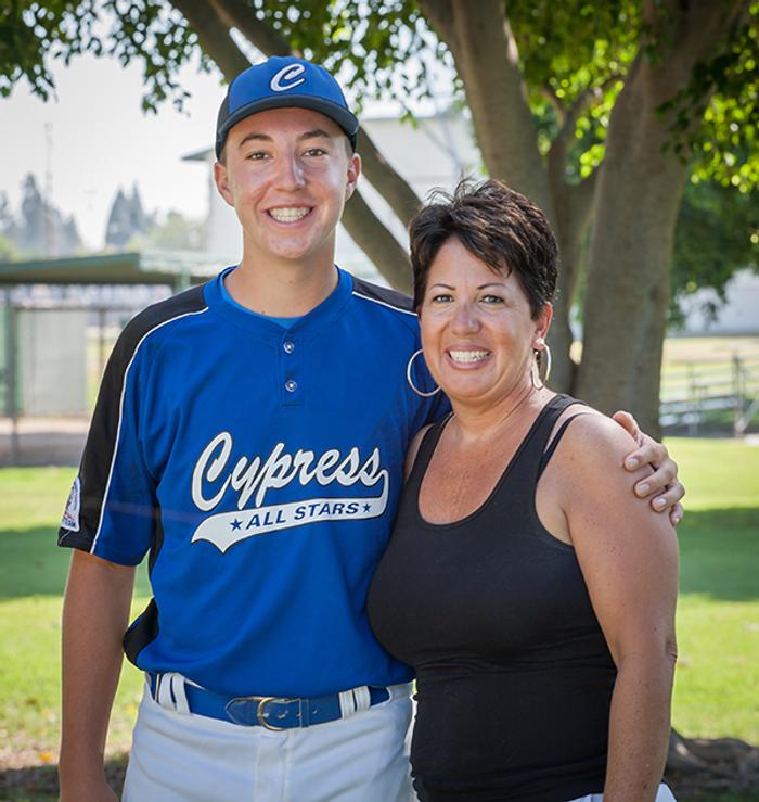 Photo Shoot with Cypress Pony 14U All Stars
