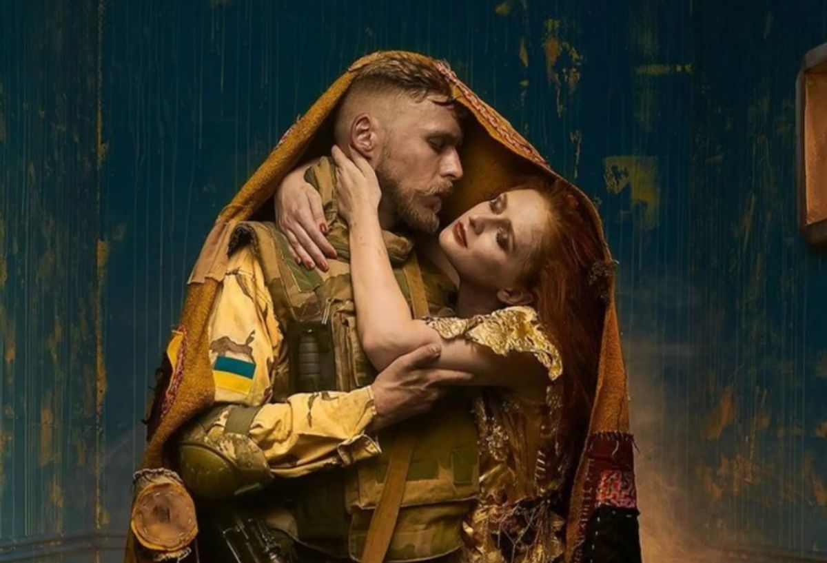 Andrey Kezzyn's The Kiss (2022)