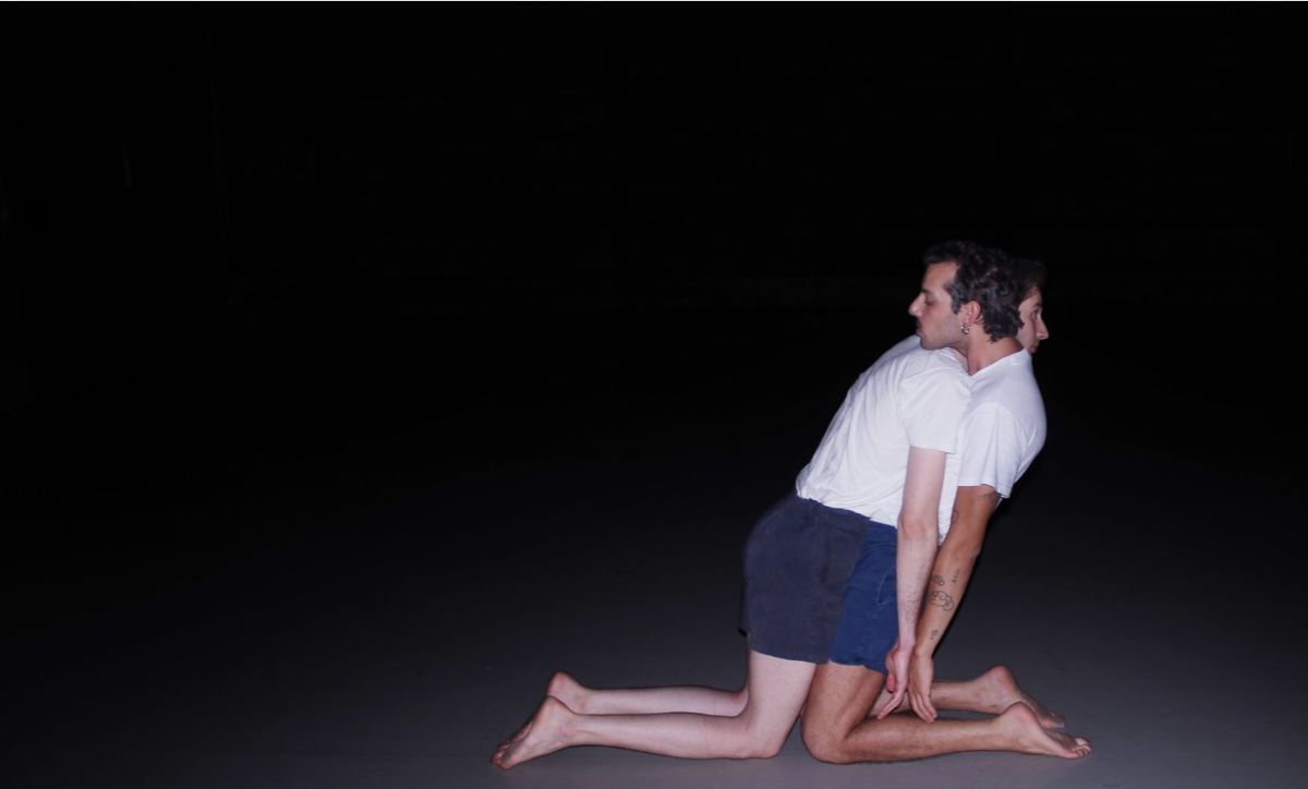"מרחב - זמן", יובל נאור, עצם, וידאו. לופ, 2021