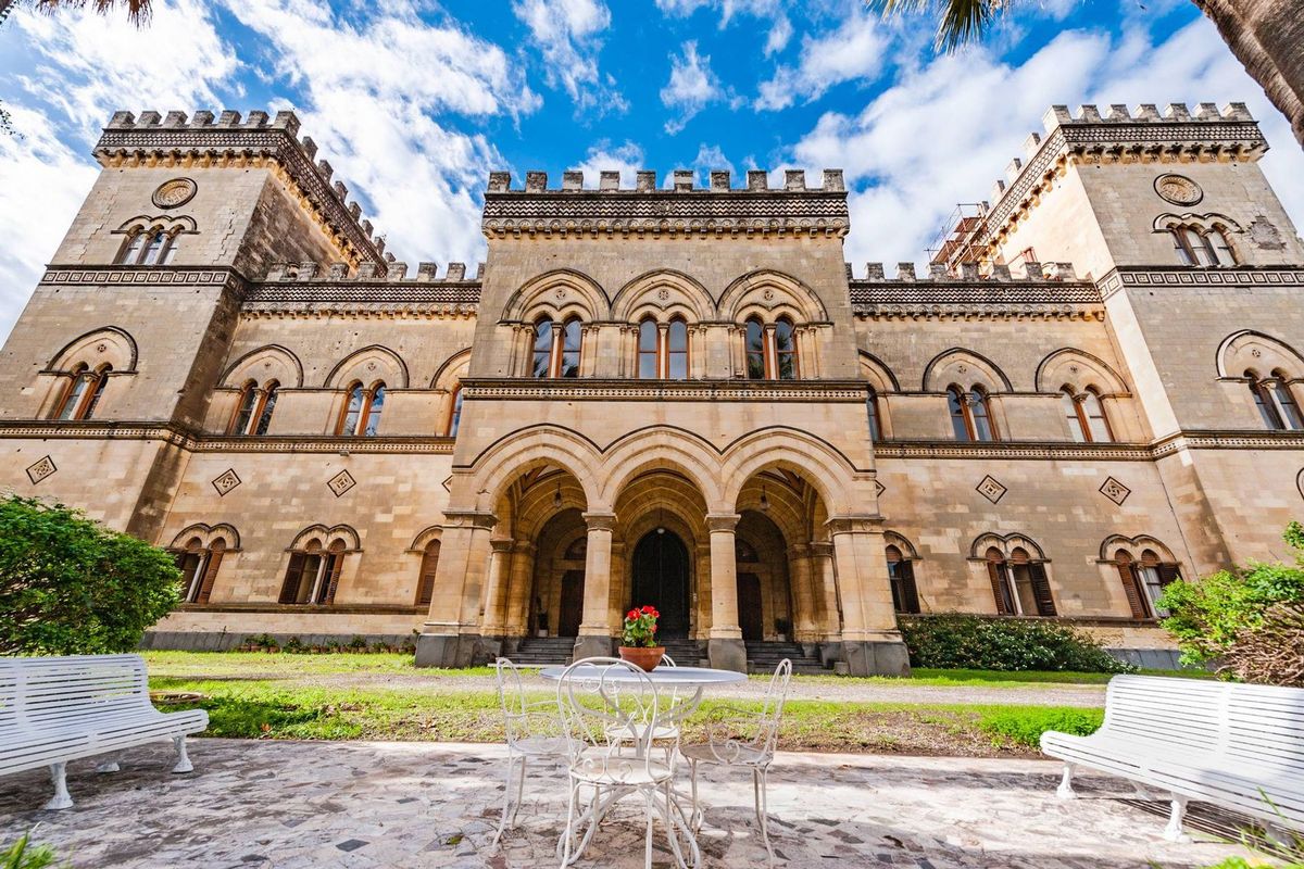 Piazza Agostino Pennisi, שלכם עבור 6 מיליון יורו

באדיבות חברת Sotheby's International Realty