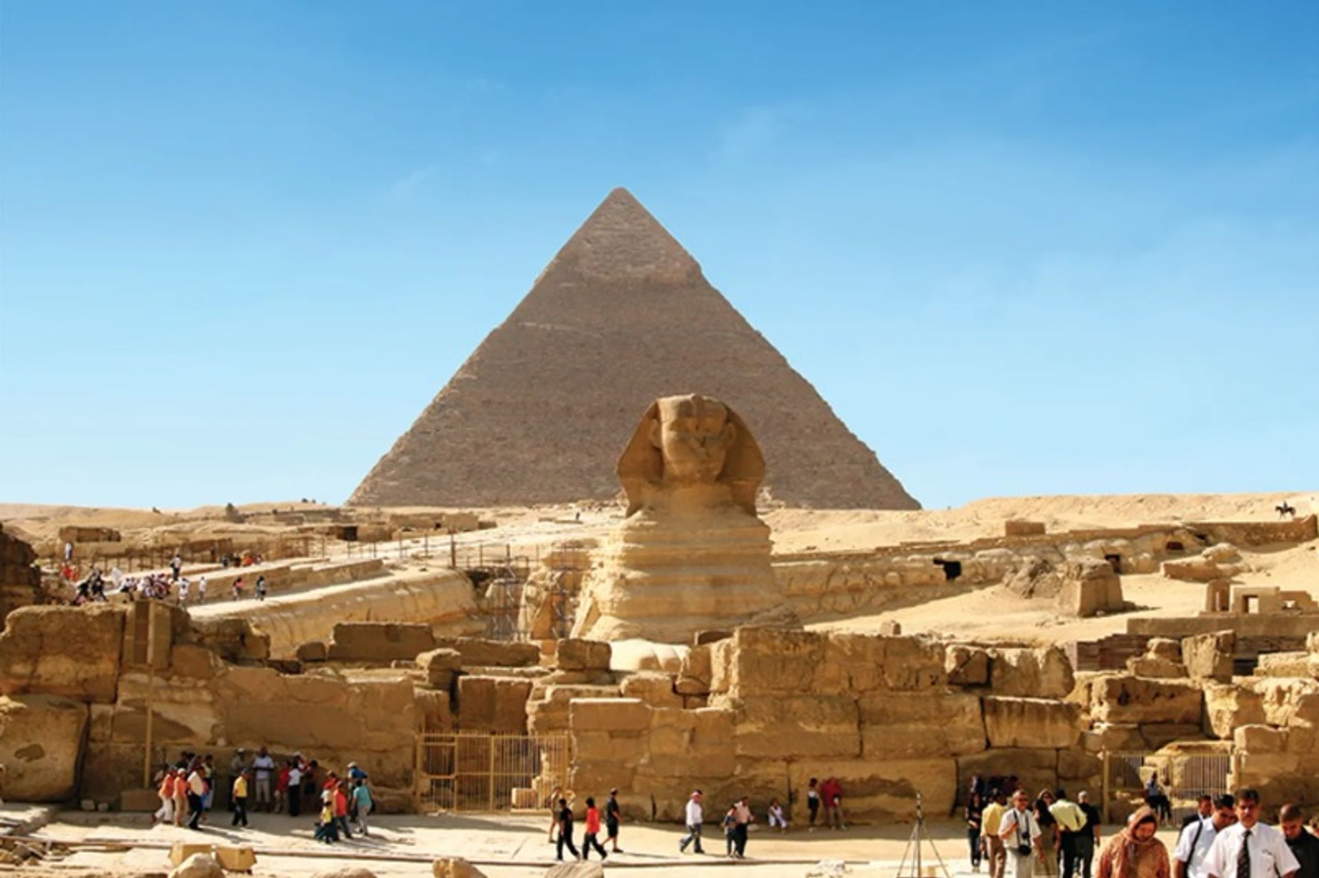 יעלם מחר? שר העתיקות לשעבר של מצרים אומר ששינויי האקלים עלולים למחוק אתרים מרכזיים בעוד מאה שנה

צילום: דניאל פלק