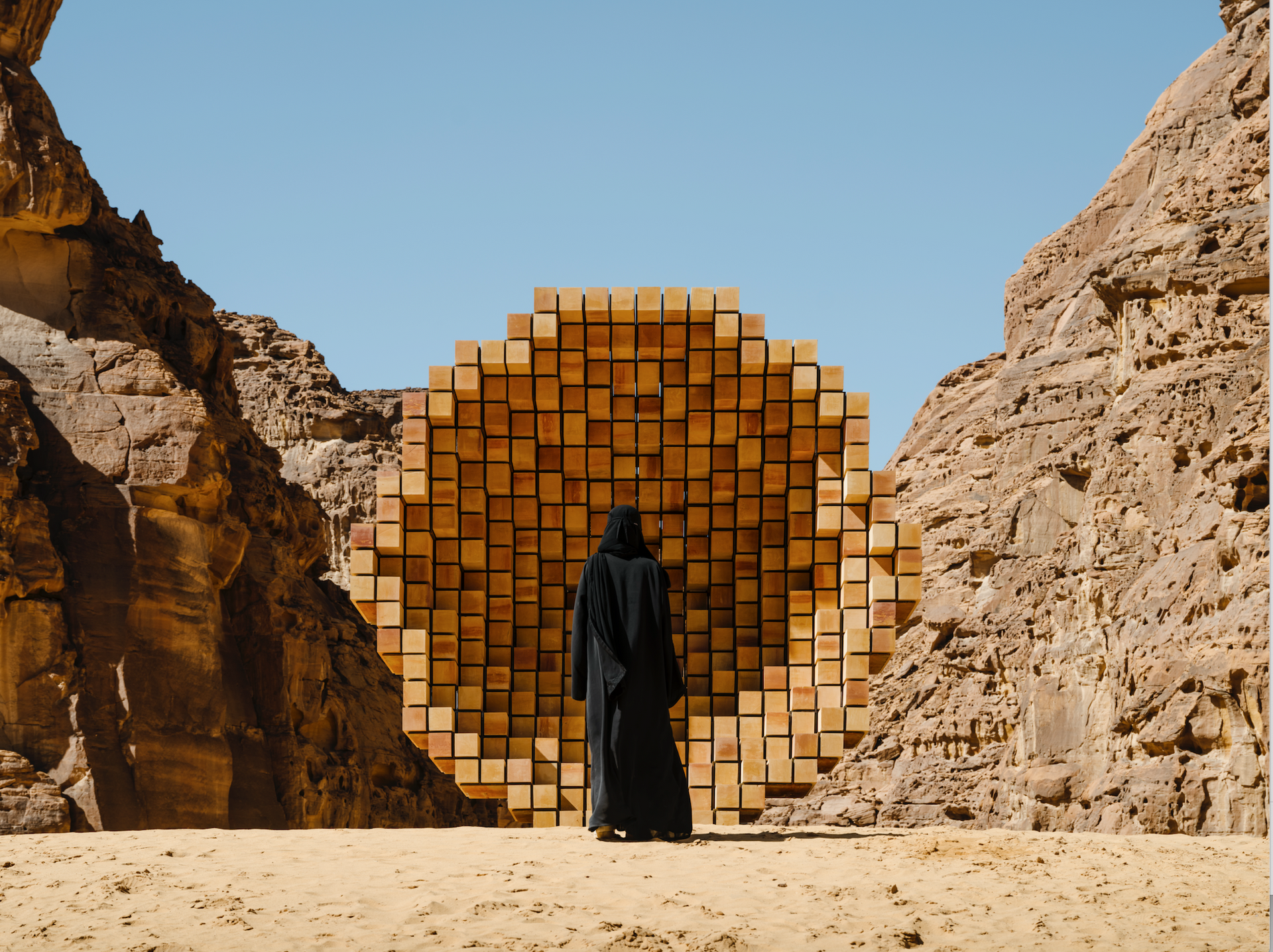 "Where the Dwellers Lay" של דנה אוורטני, (2022), Desert X AlUla 2022.

צילום: לאנס גרבר