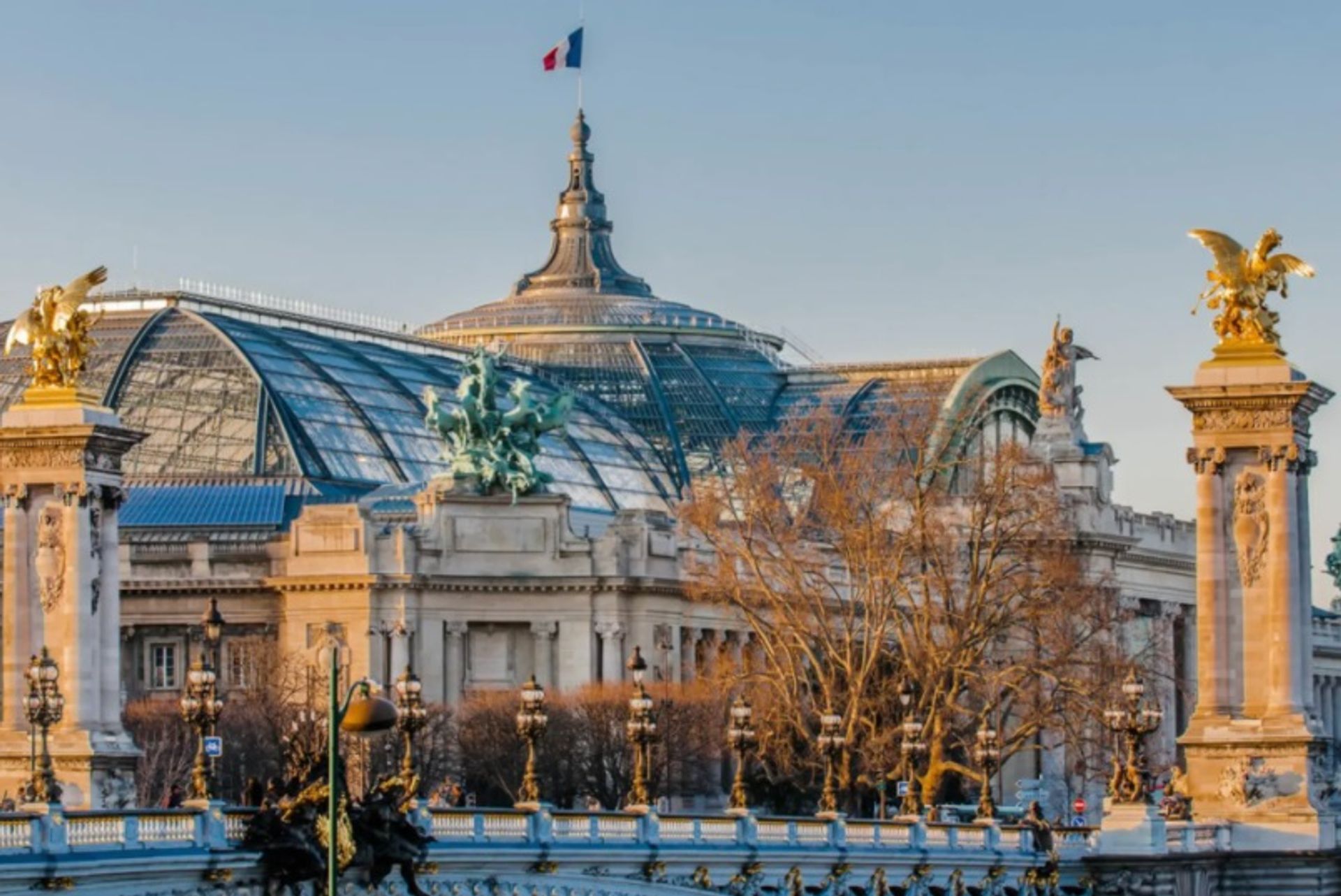 יריד פריז החדש של ארט באזל יעבור לגראנד פאלה משנת 2024, לאחר השיפוצים.

צילום: Shutterstock