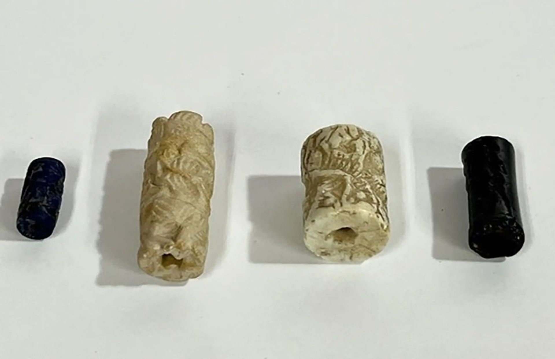 ארבעת חותמות הגליל שנבזזו ממוזיאון עיראק ב-2003 והוחזרו

באדיבות משרדו של התובע המחוזי במנהטן, אלווין ל. בראג, ג'וניור