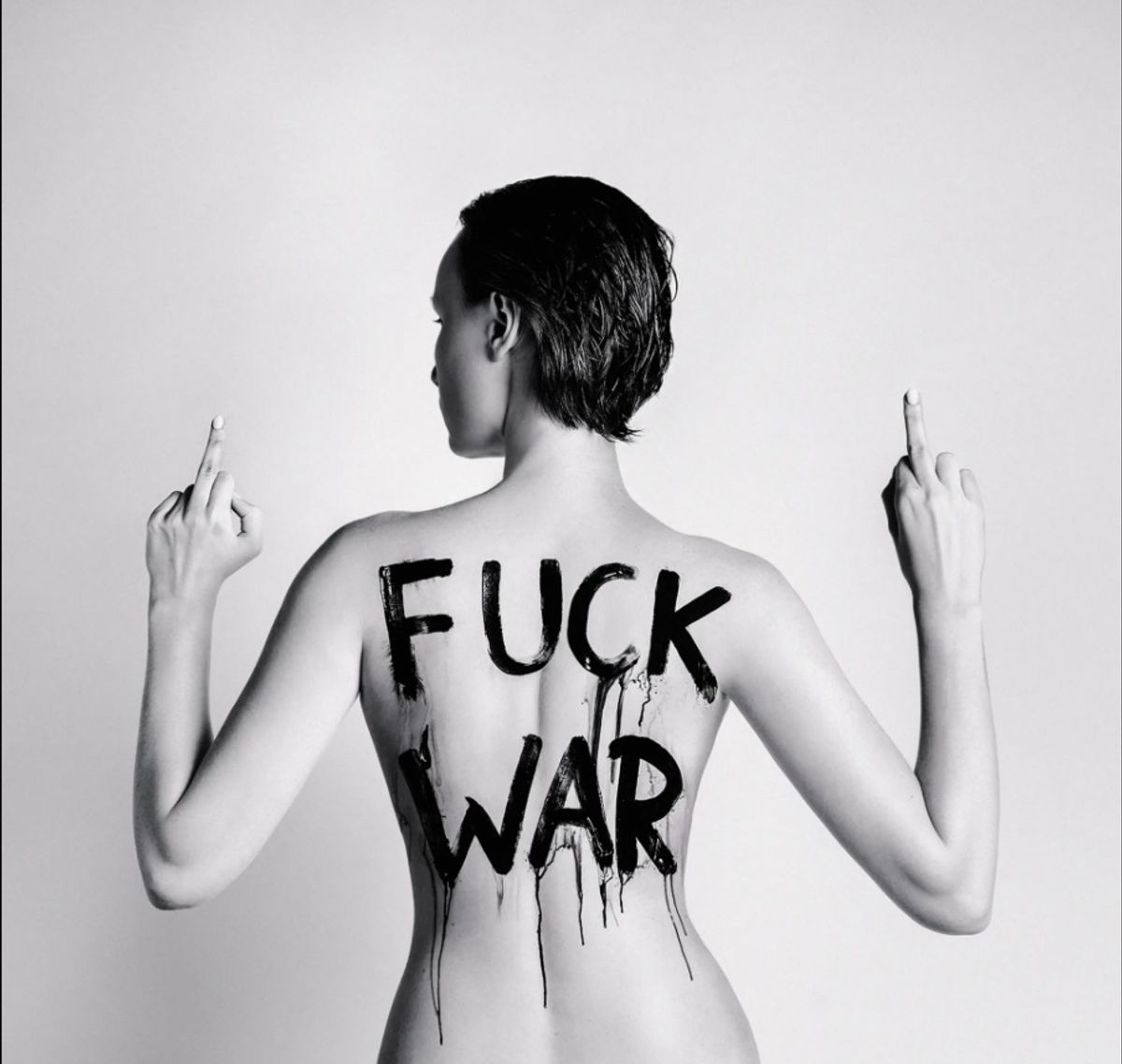 F*ck War, Self Portrait (2022) מאת פלורה בורסי, NFT שמוצע כעת למכירה ב-SuperRare עם 100% מההכנסות שיועברו לאוקראינה

באדיבות האמן ו-SuperRare