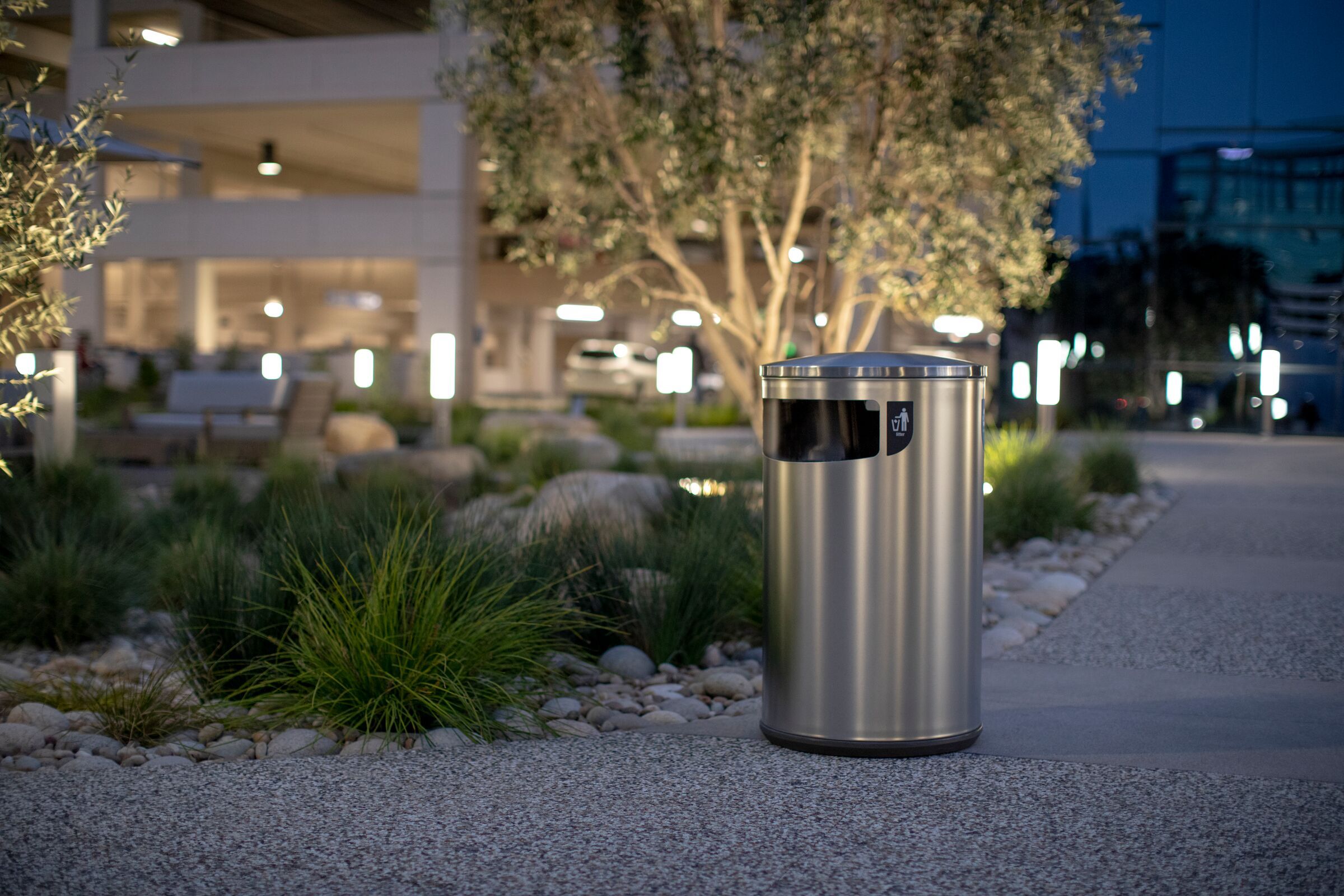 Universal Litter & Recycling Receptacle