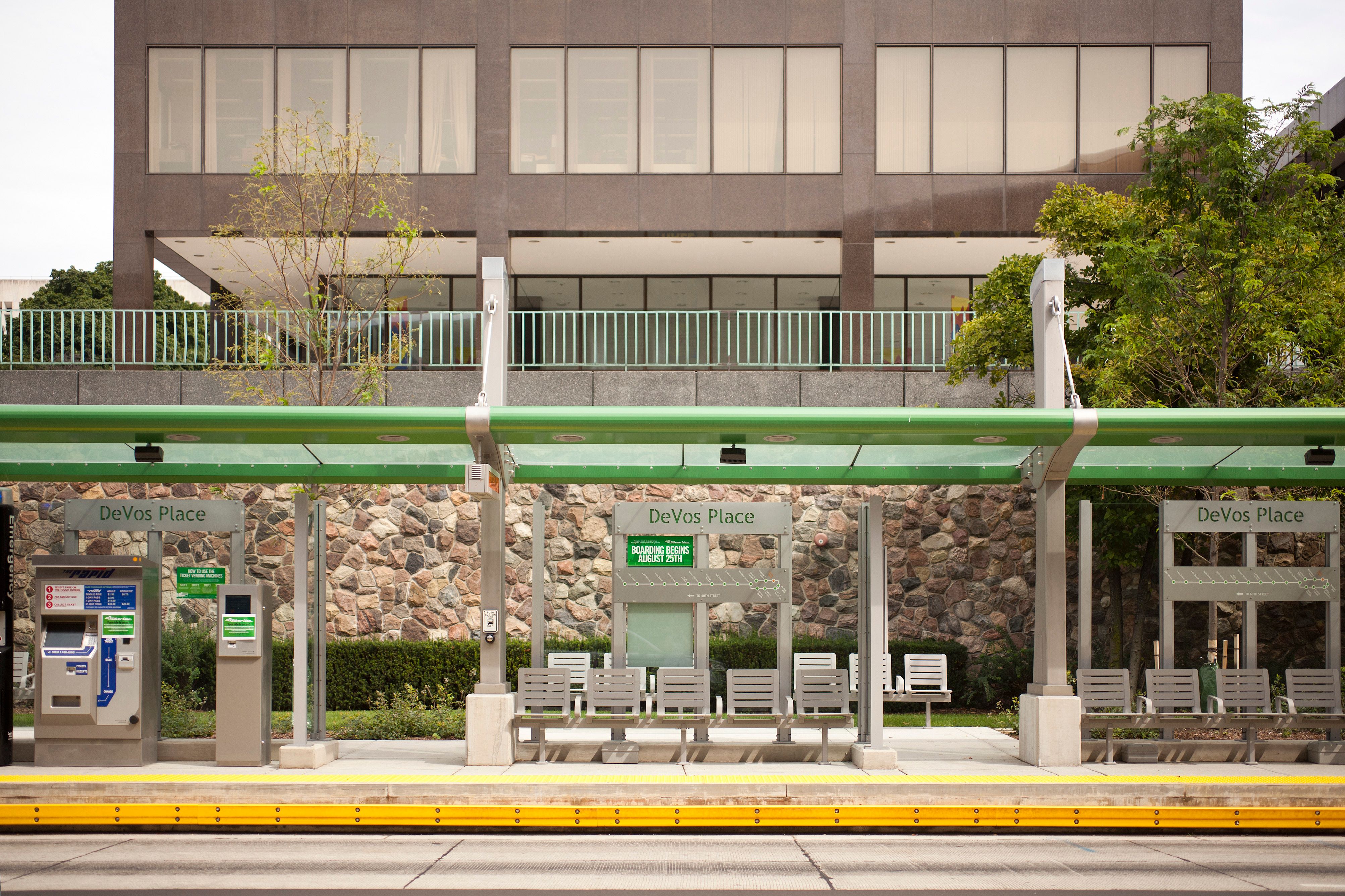 Tangent Rail Seating