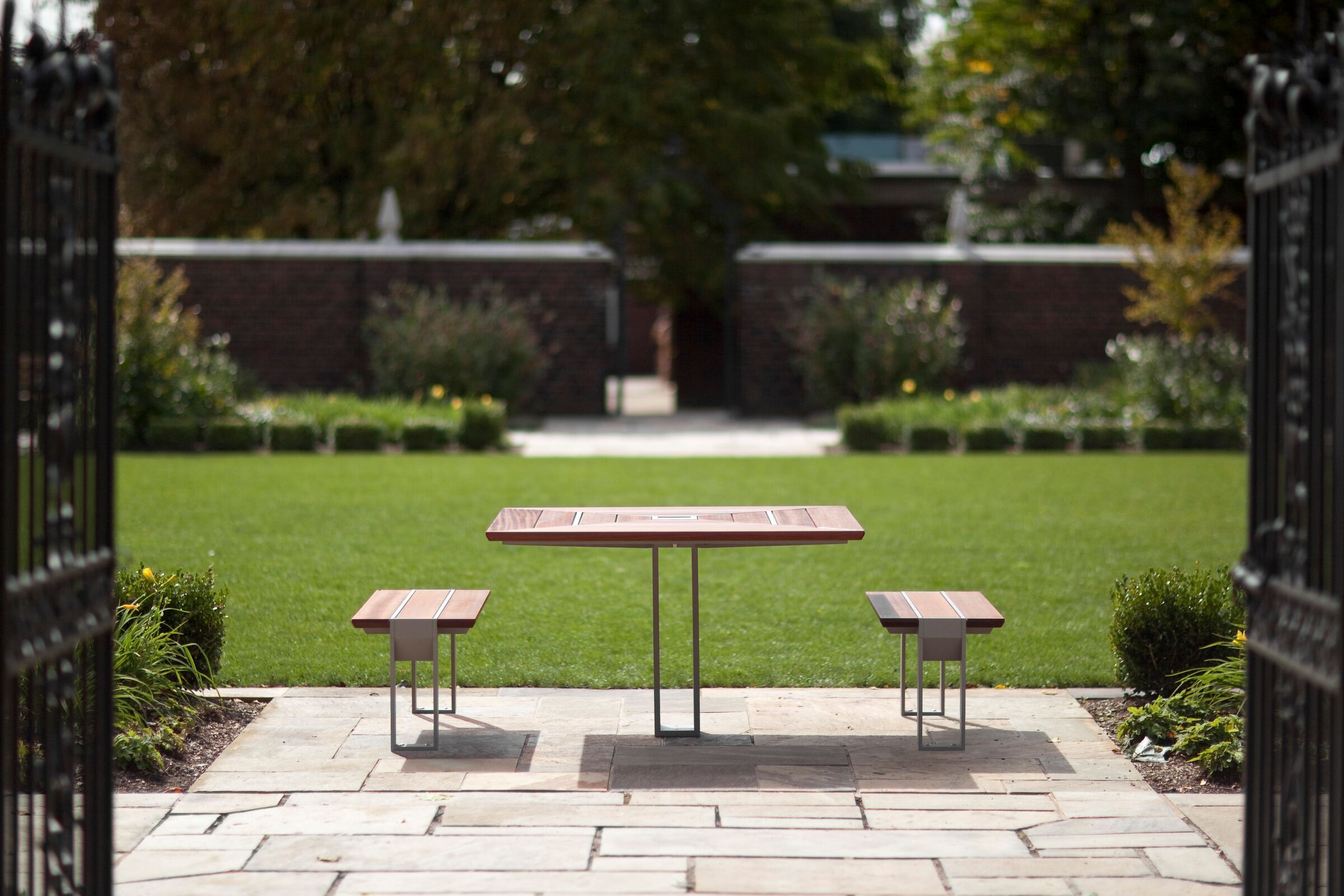 Forms+Surfaces Apex Table Ensemble