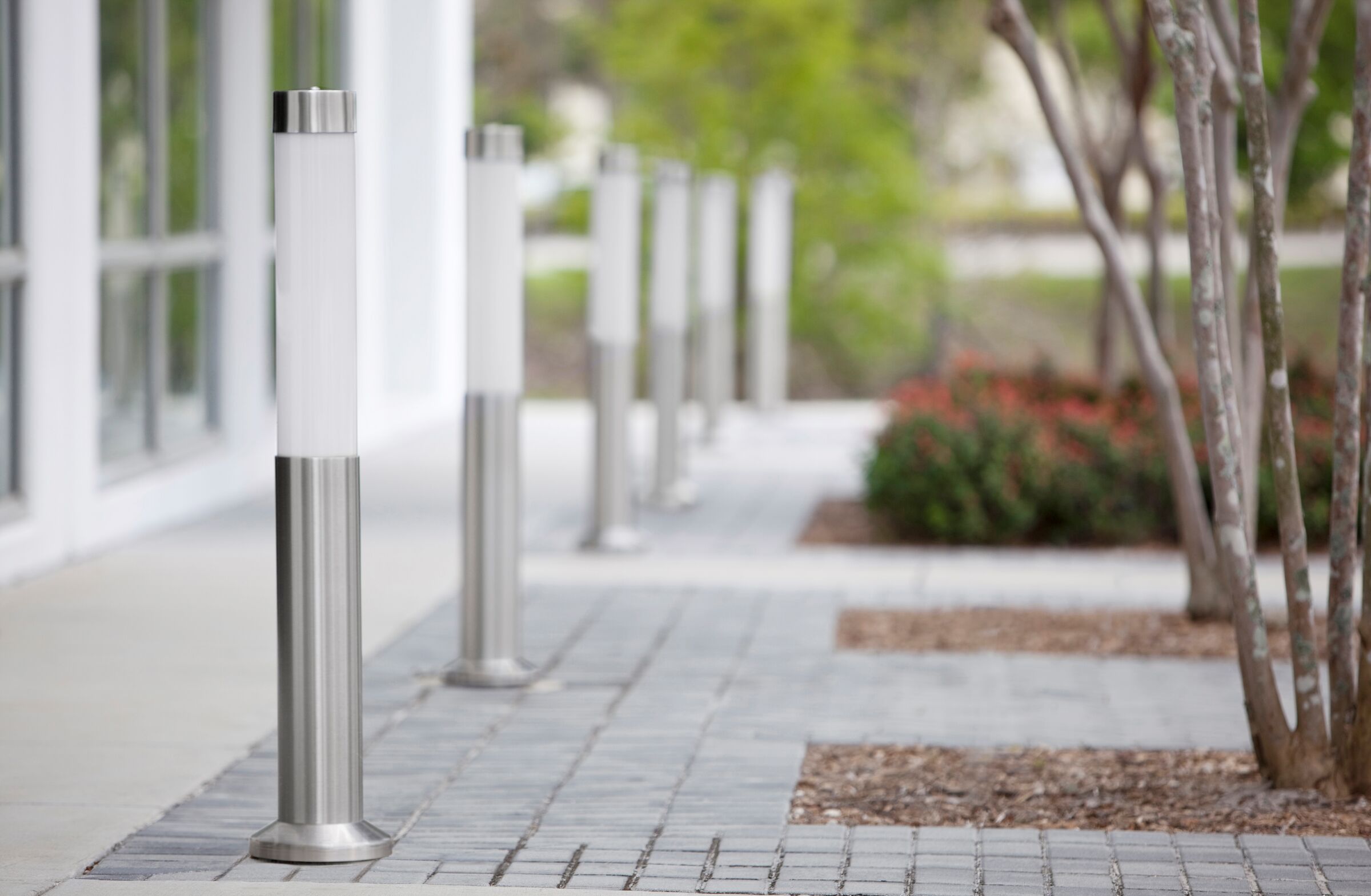 Forms+Surfaces Light Column Bollard