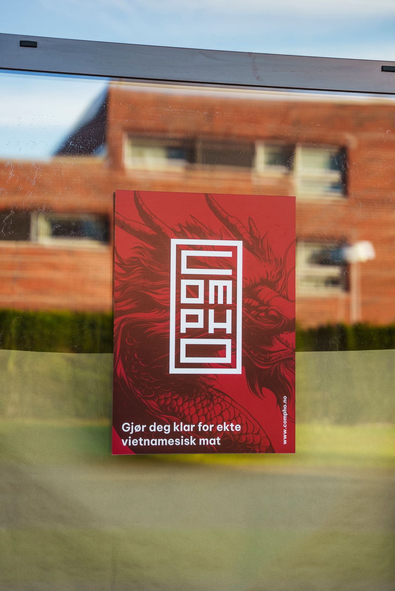 Inngangsprtiet til restauranten Com & Pho