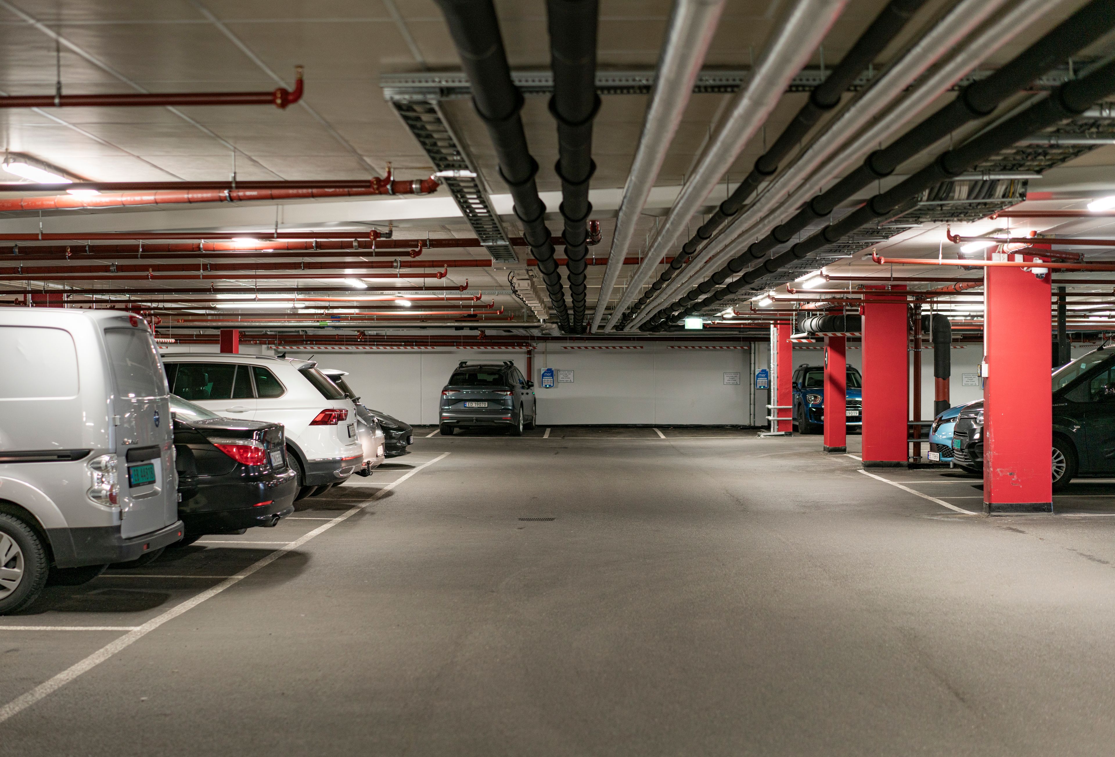 Parkeringshus Holmlia Senter. Foto Leikny Håvik.