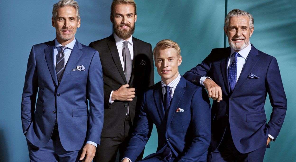 4 menn i dress