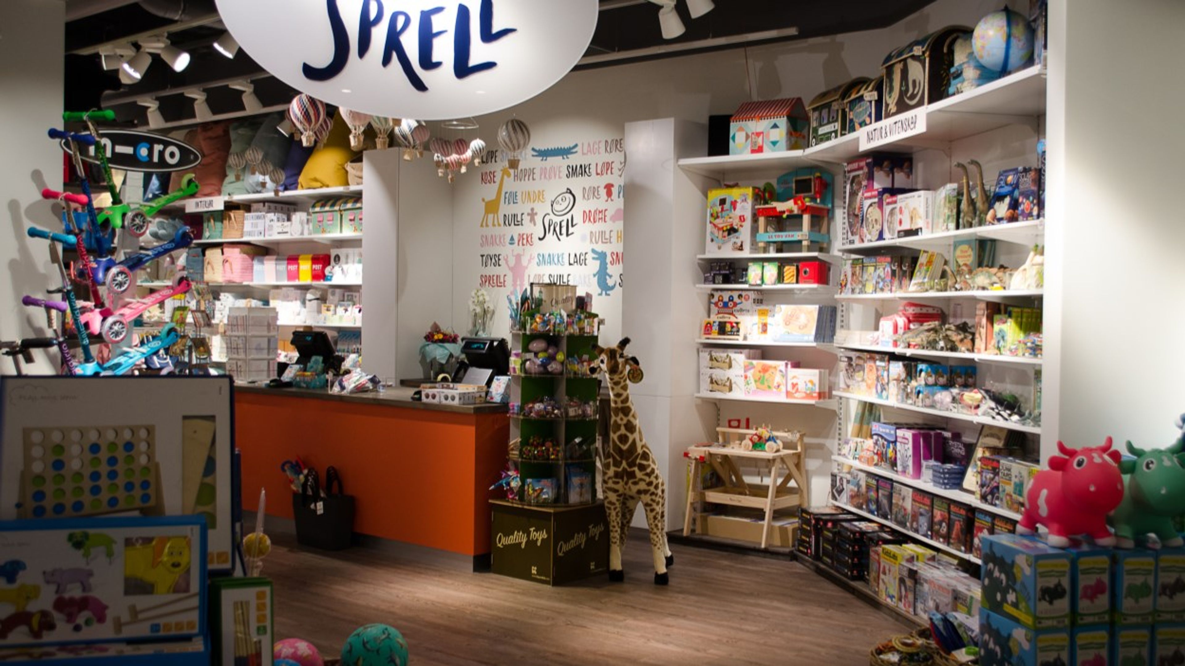 Foto av butikken Sprell på Lambertseter Senter.