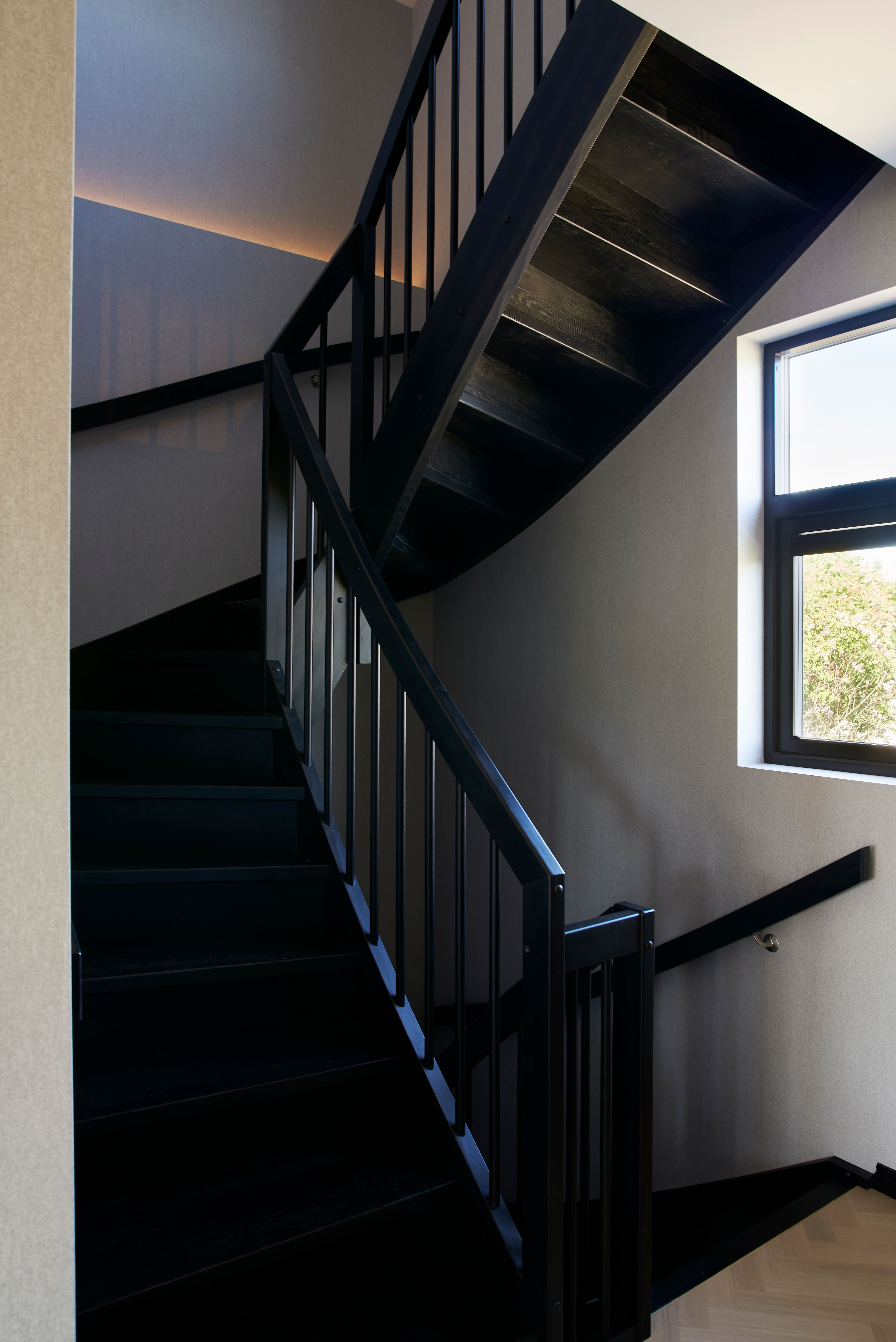 Foto av trapp i enebolig bygget av OBW Eneboliger i Høvik, Bærum