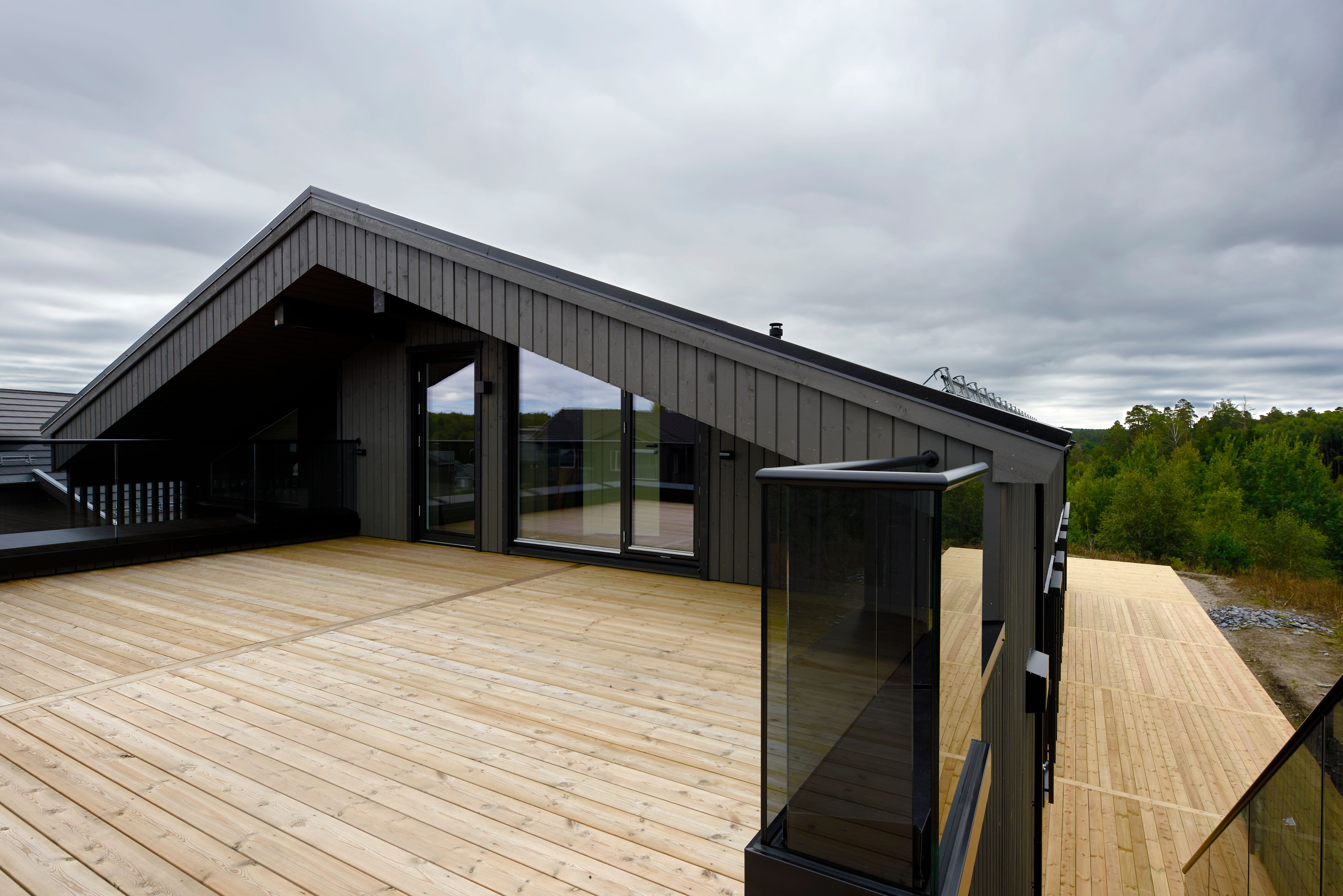 Foto av takterrasse, i enebolig bygget av OBOS Block Watne Eneboliger, i Manstad, Fredrikstad