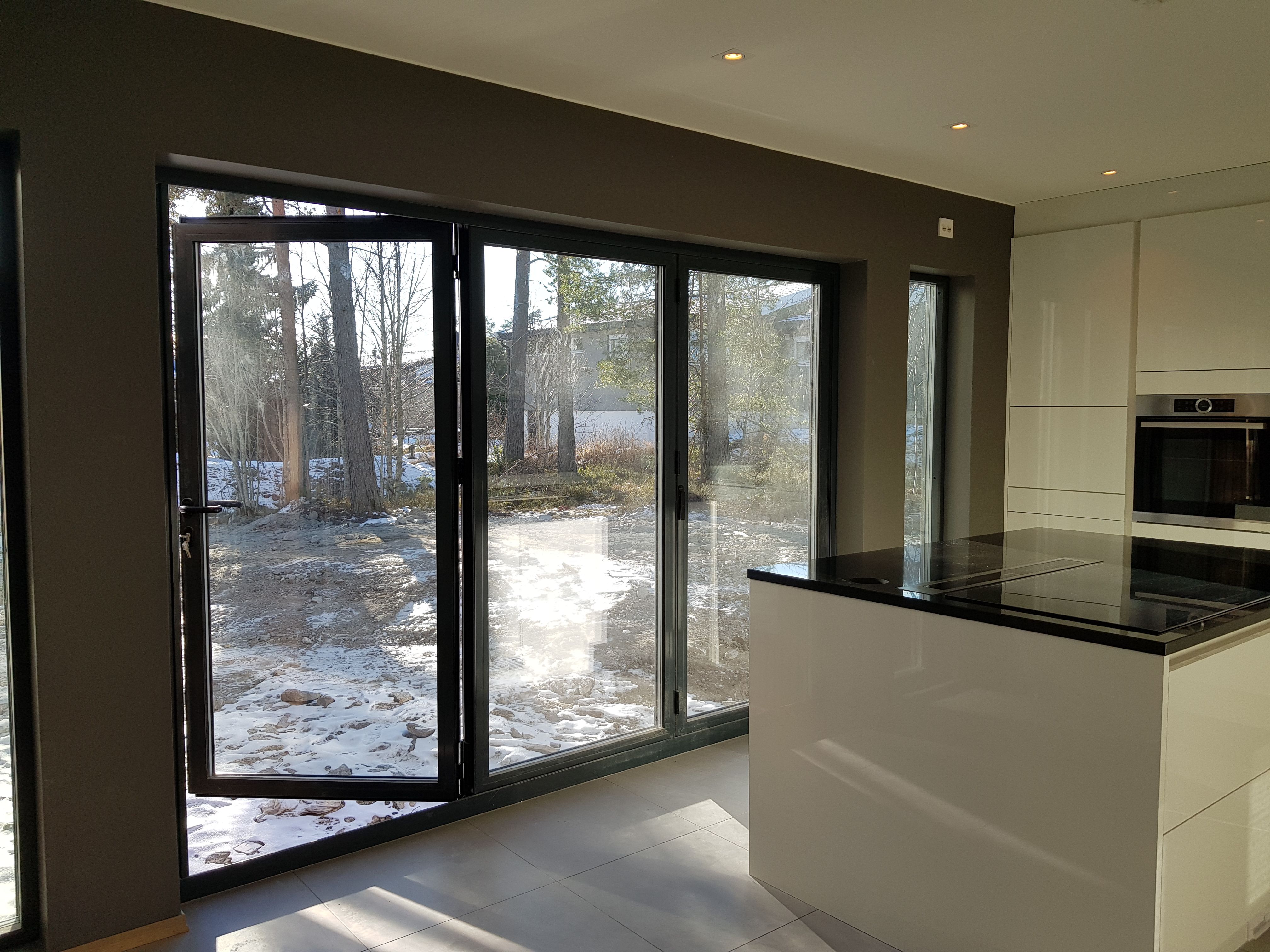 Foto av kjøkken under arbeid i enebolig på Sofiemyr i Nordre Follo