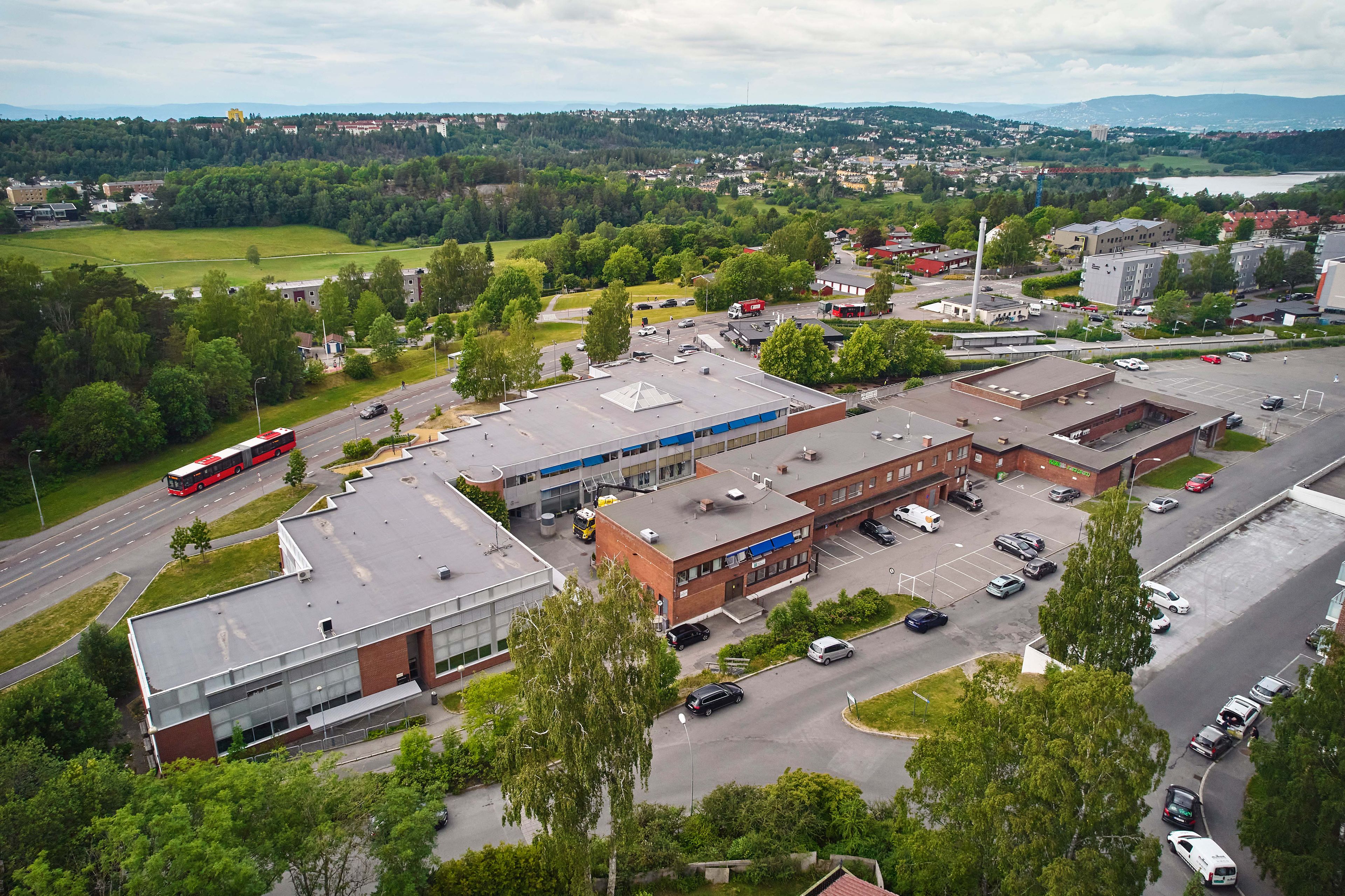 Dronefoto av Bogerud Torg.