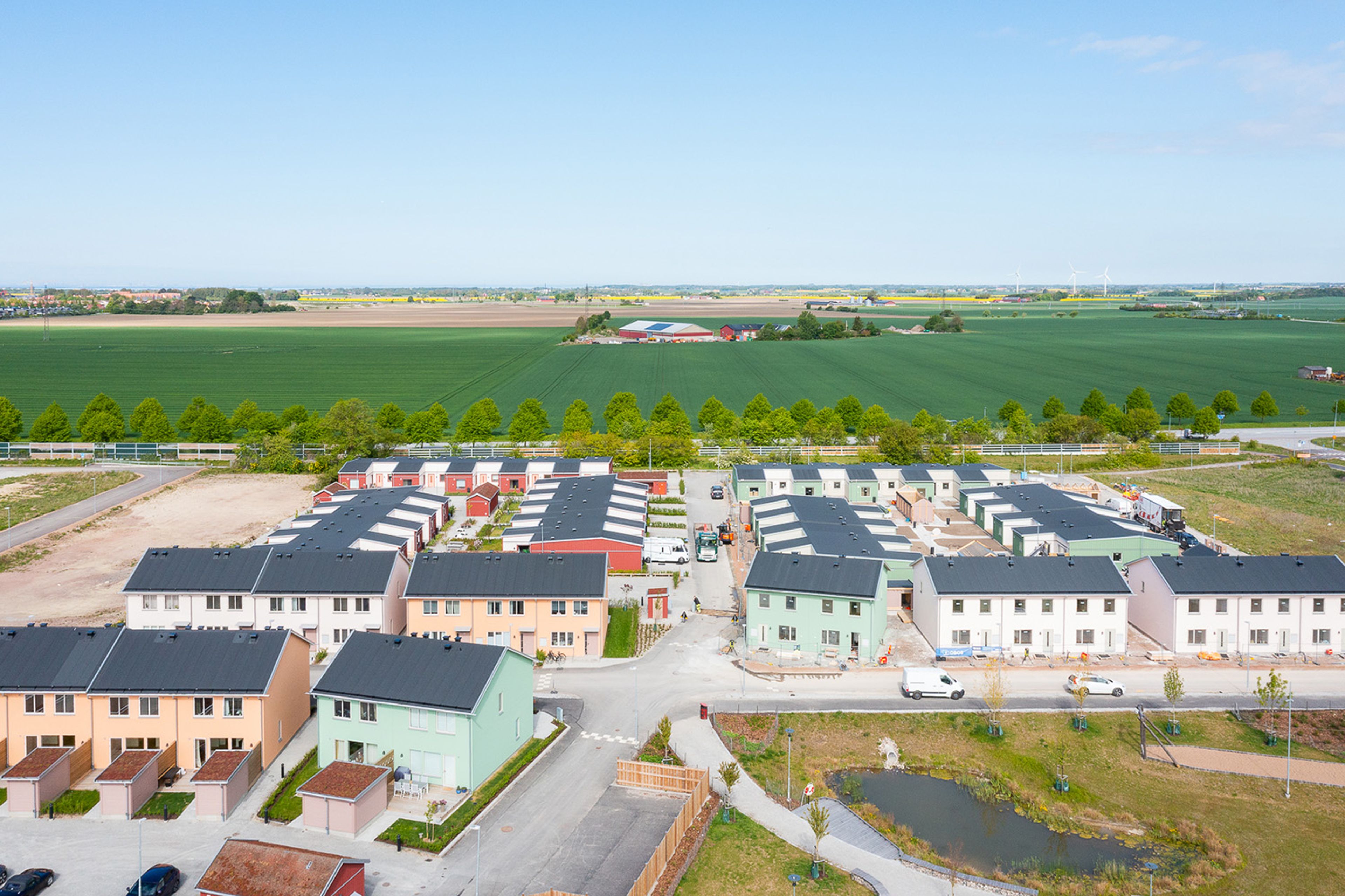 Flygfoto över kvarter med radhus