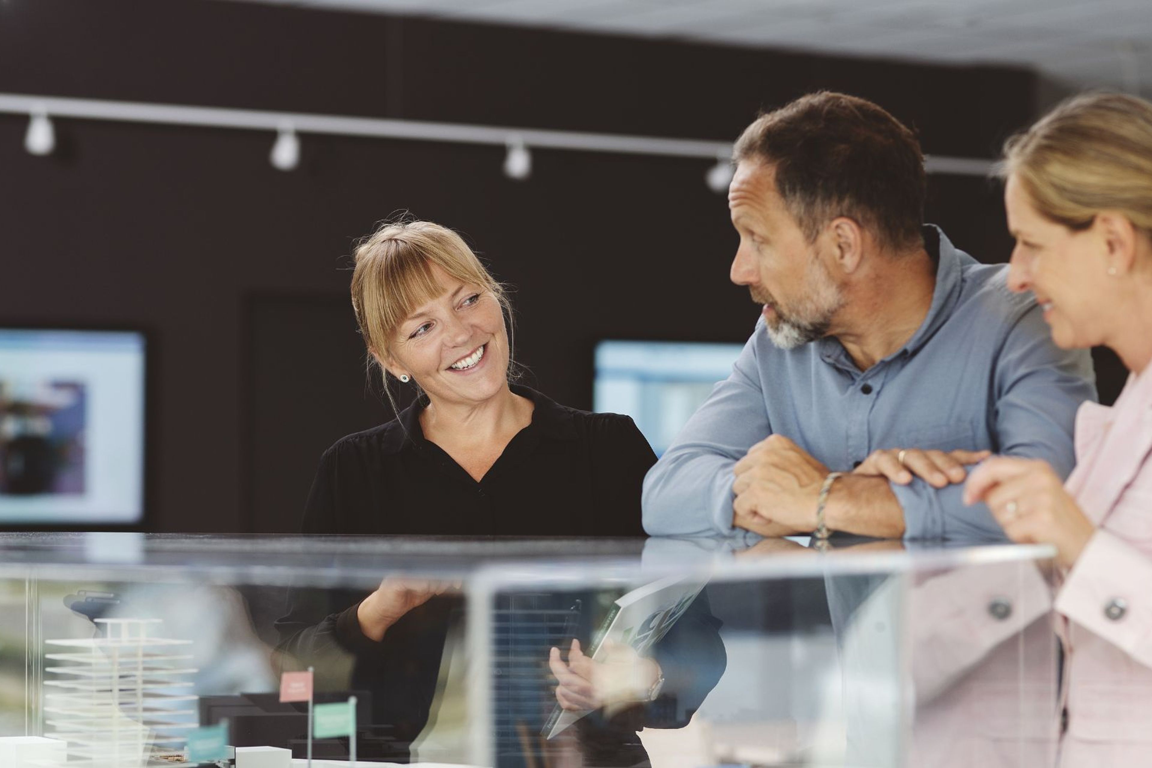 visning_mäklare_kontor