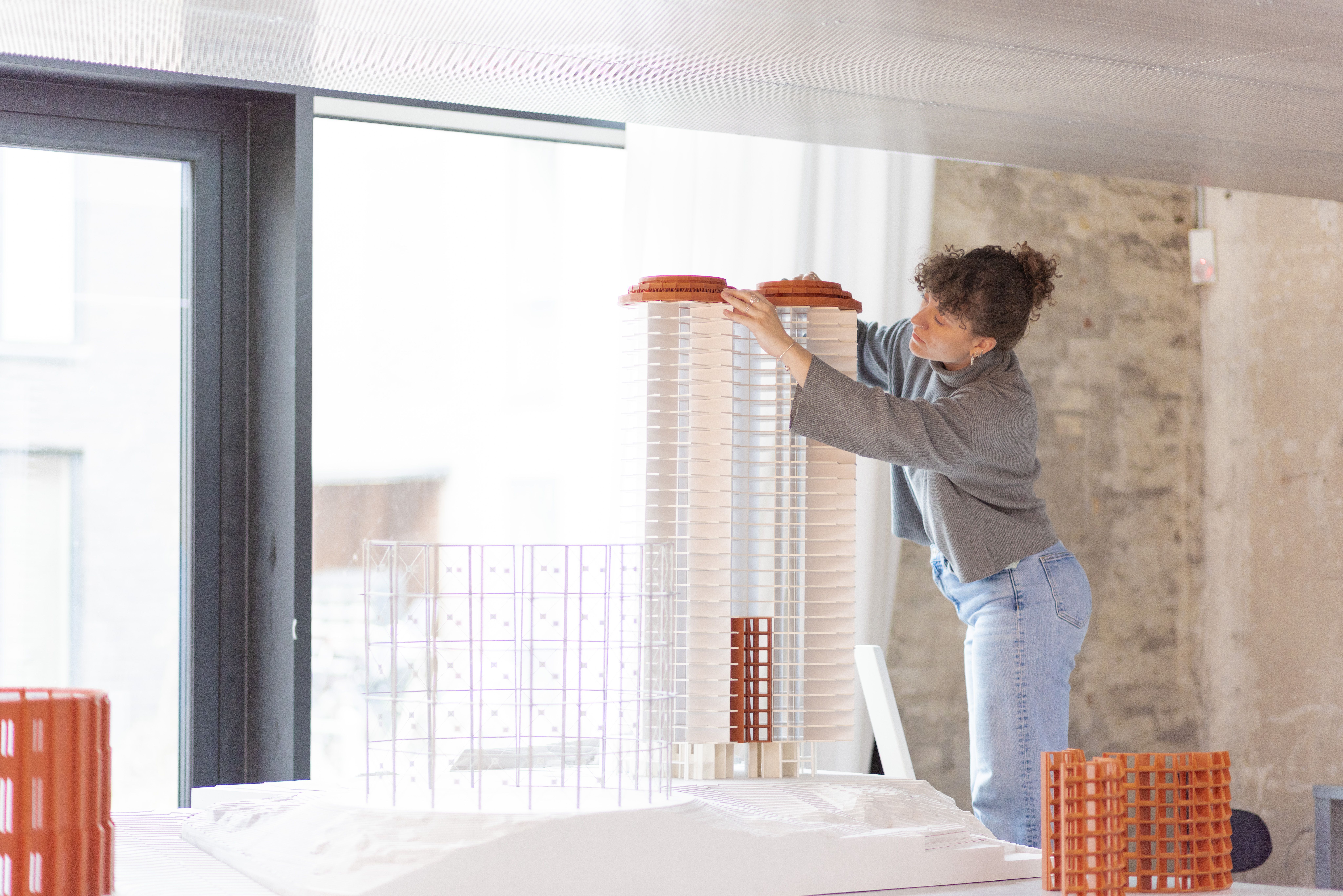 Arkitekt skapar byggnaden Stadsljus