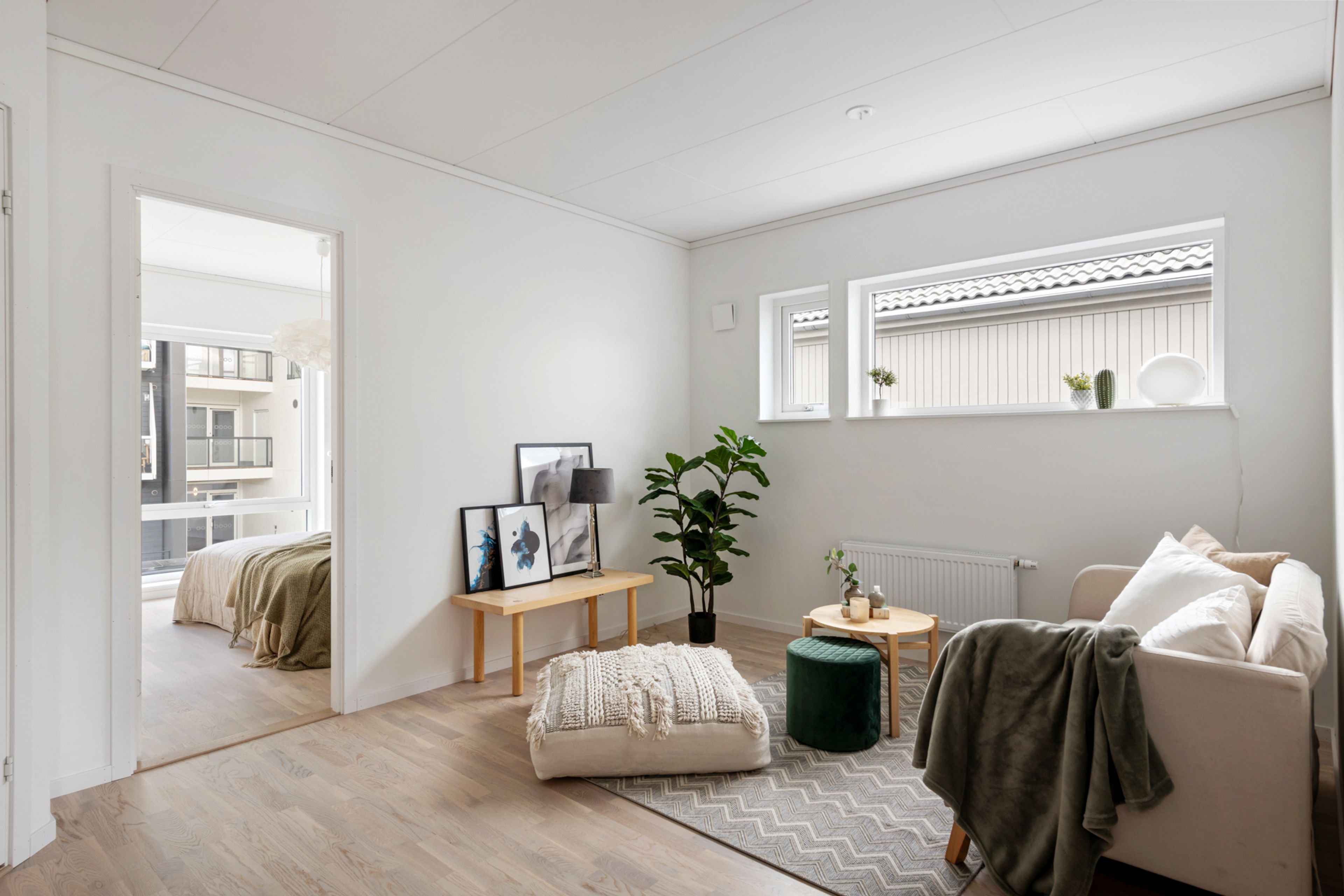 ljust och fint vardagsrum på andra våningen