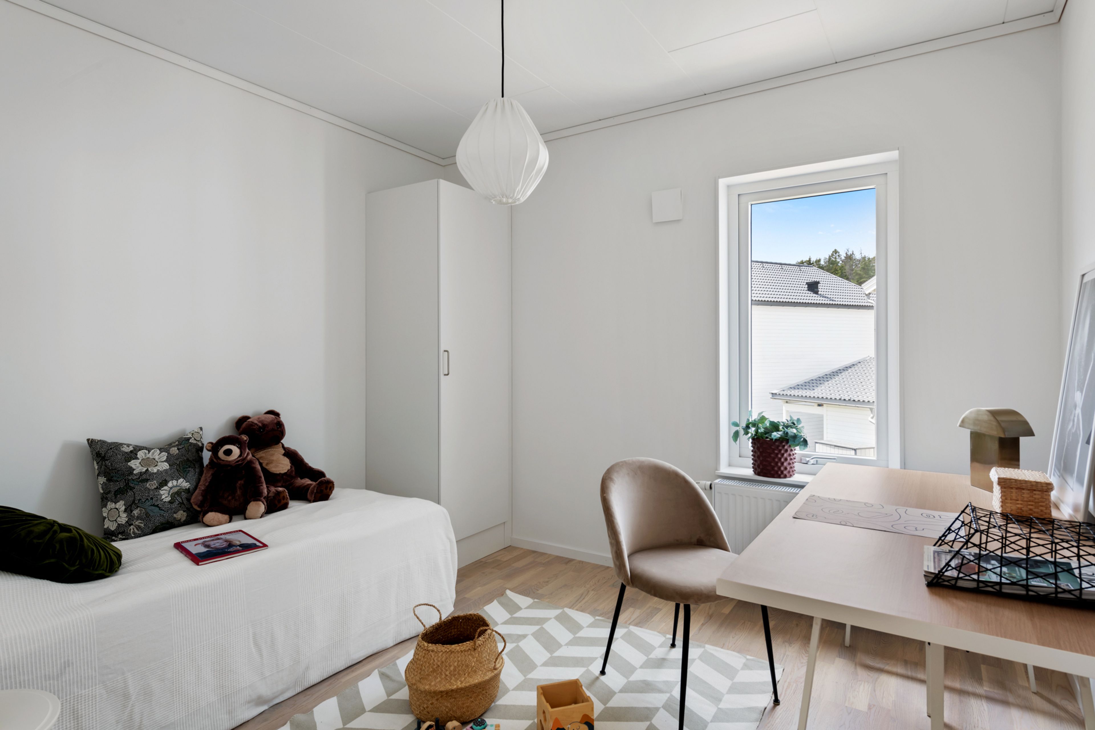 ljust och rymligt barnrum i Brf Stadsgläntan