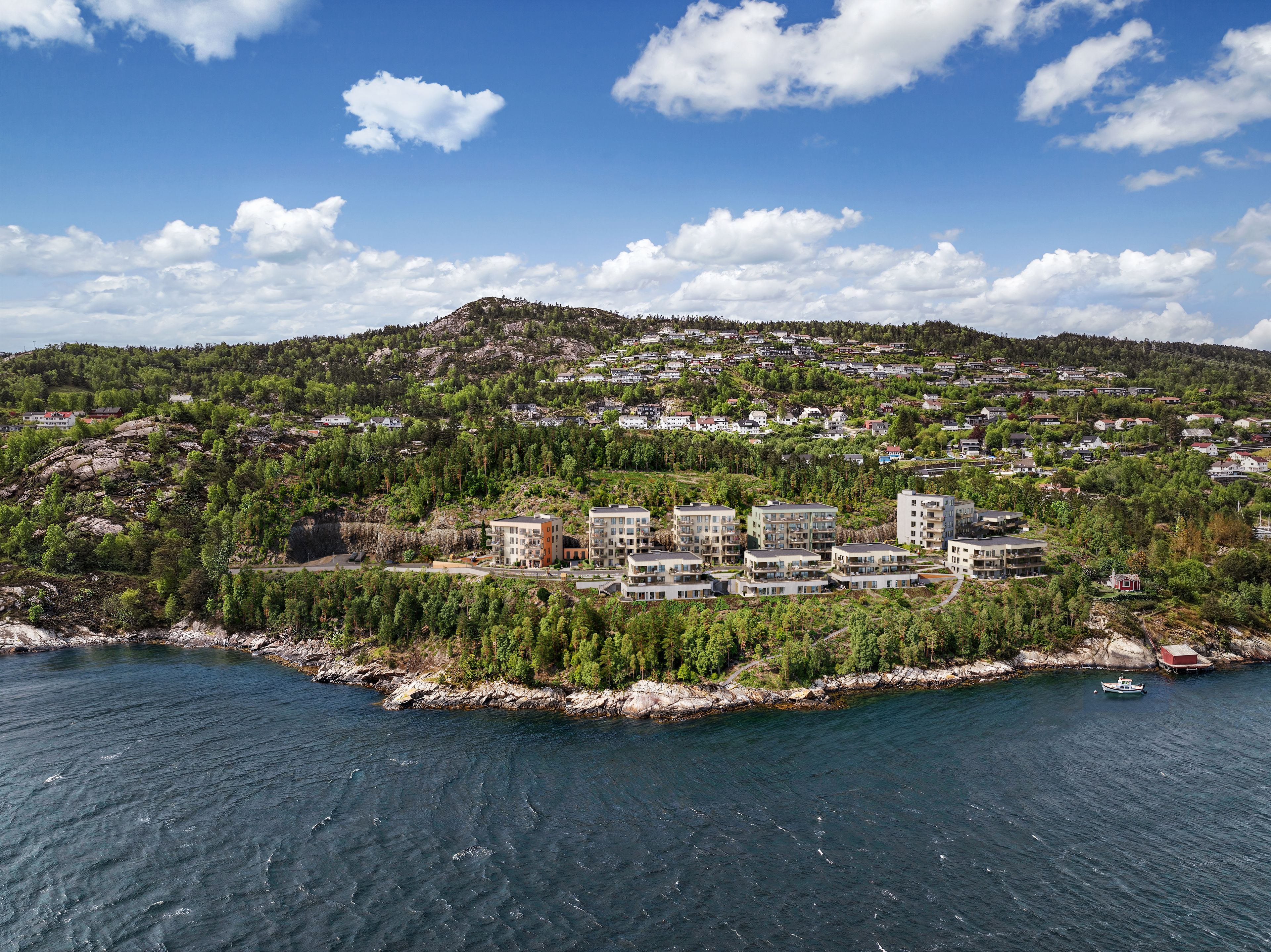 Oversiktsillustrasjon av boligprosjektet Byfjordporten, sett fra sjøen.