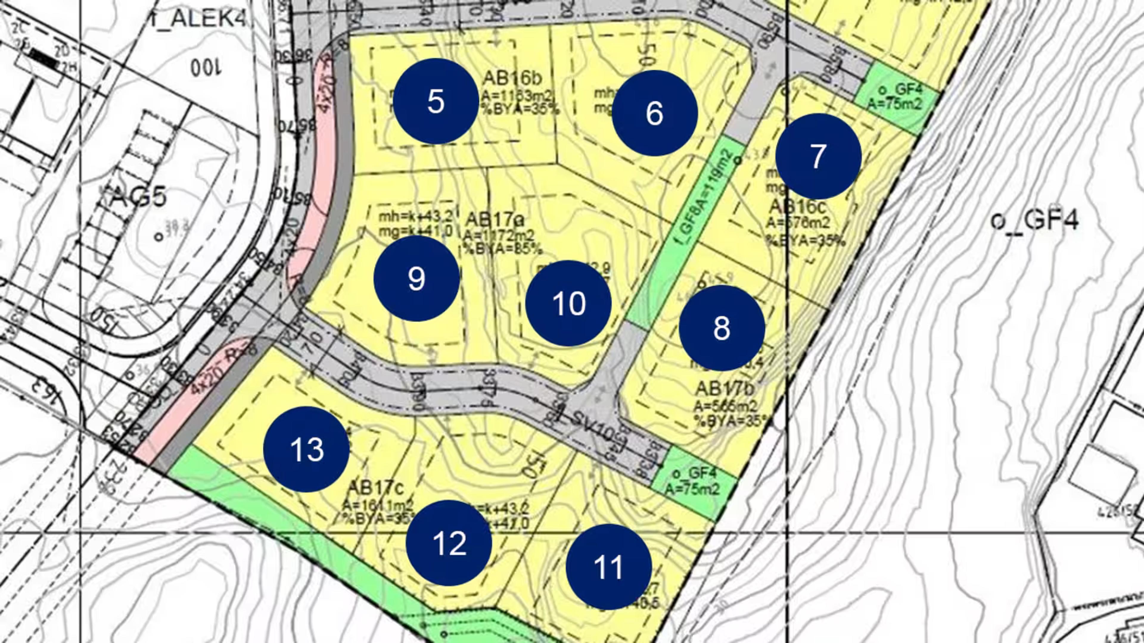 Plankart med nummerert inndeling av tomtene på Engene Platå