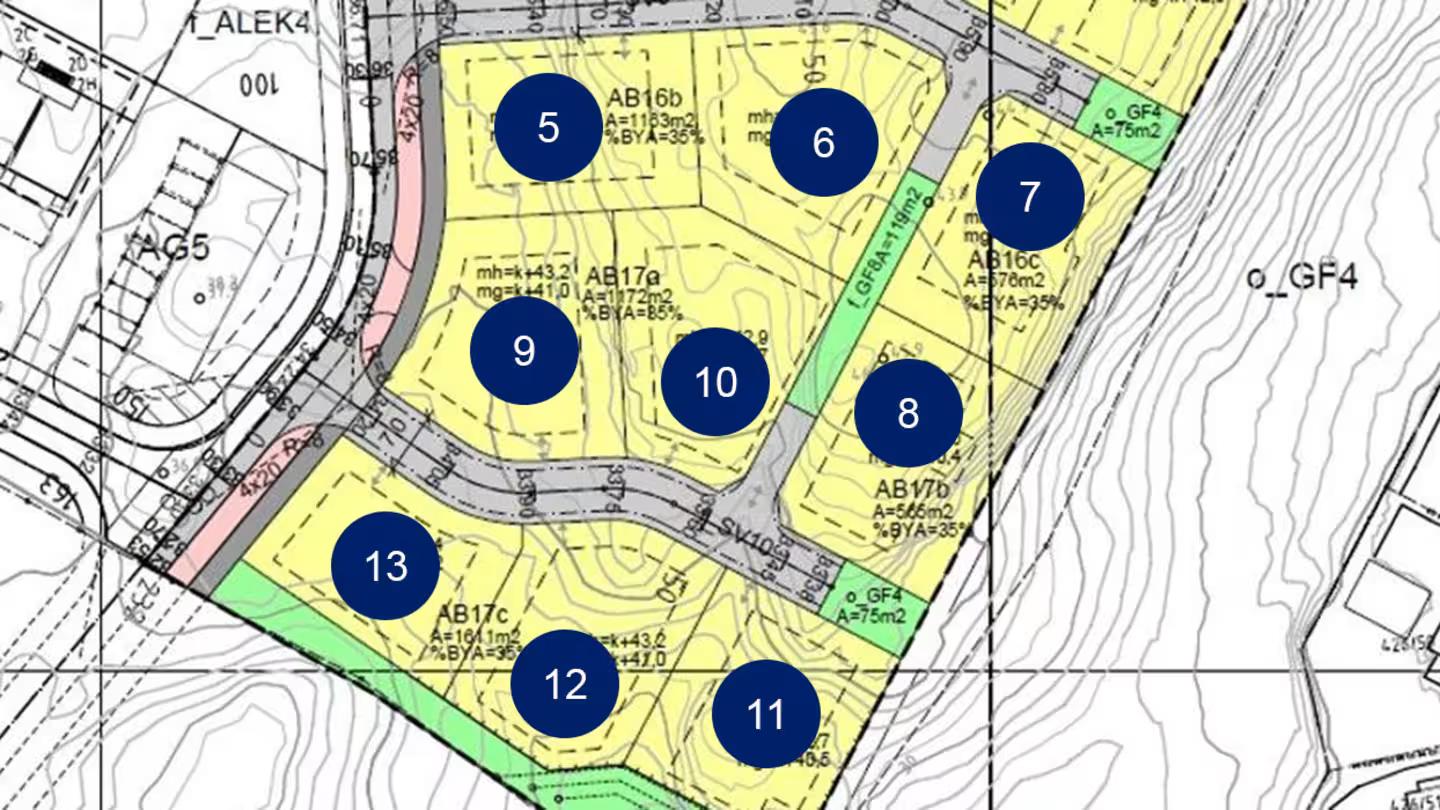 Plankart med nummerert inndeling av tomtene på Engene Platå