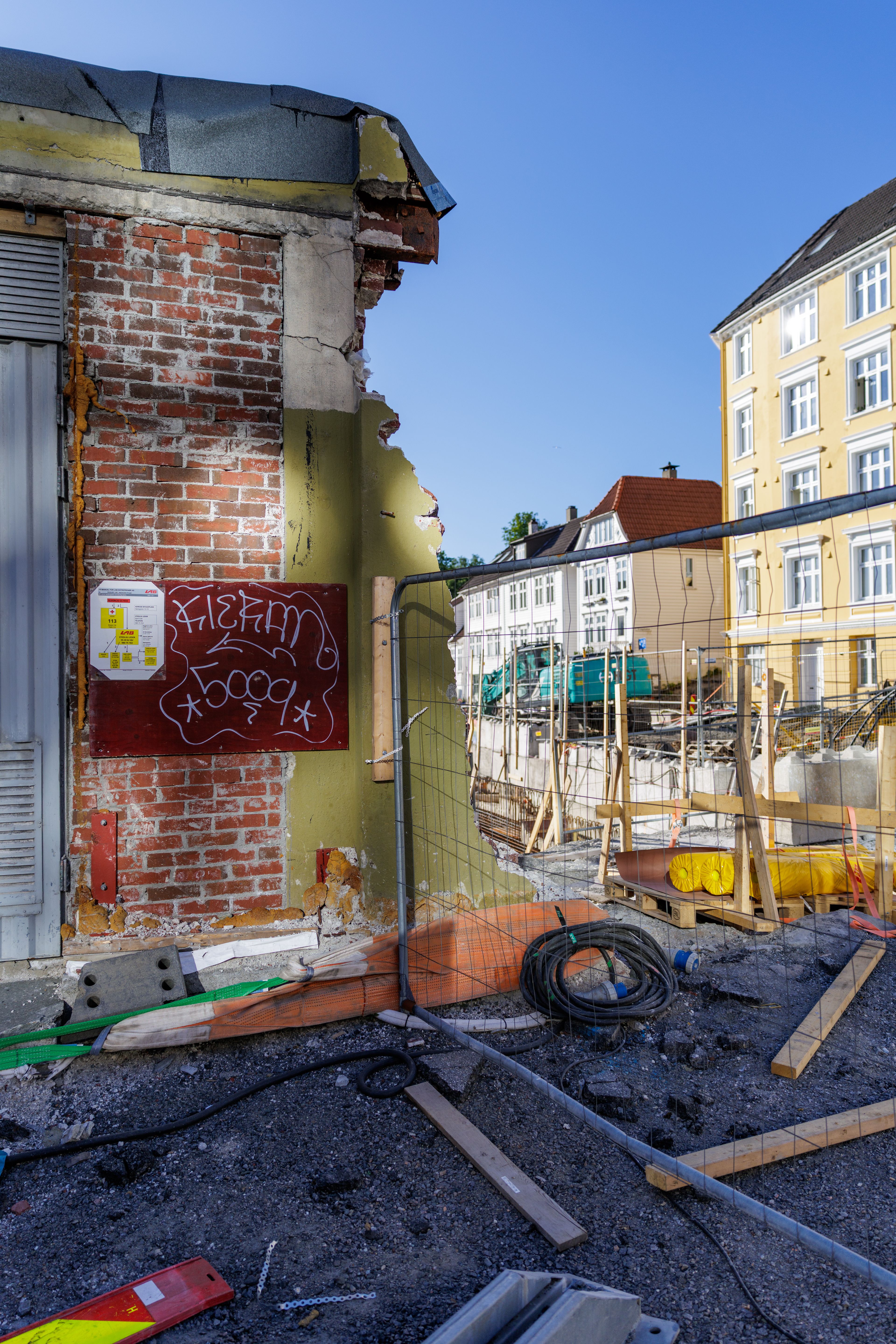 Bilde av byggeplassen hvor borettslaget Nøstebukten Brygge bygges