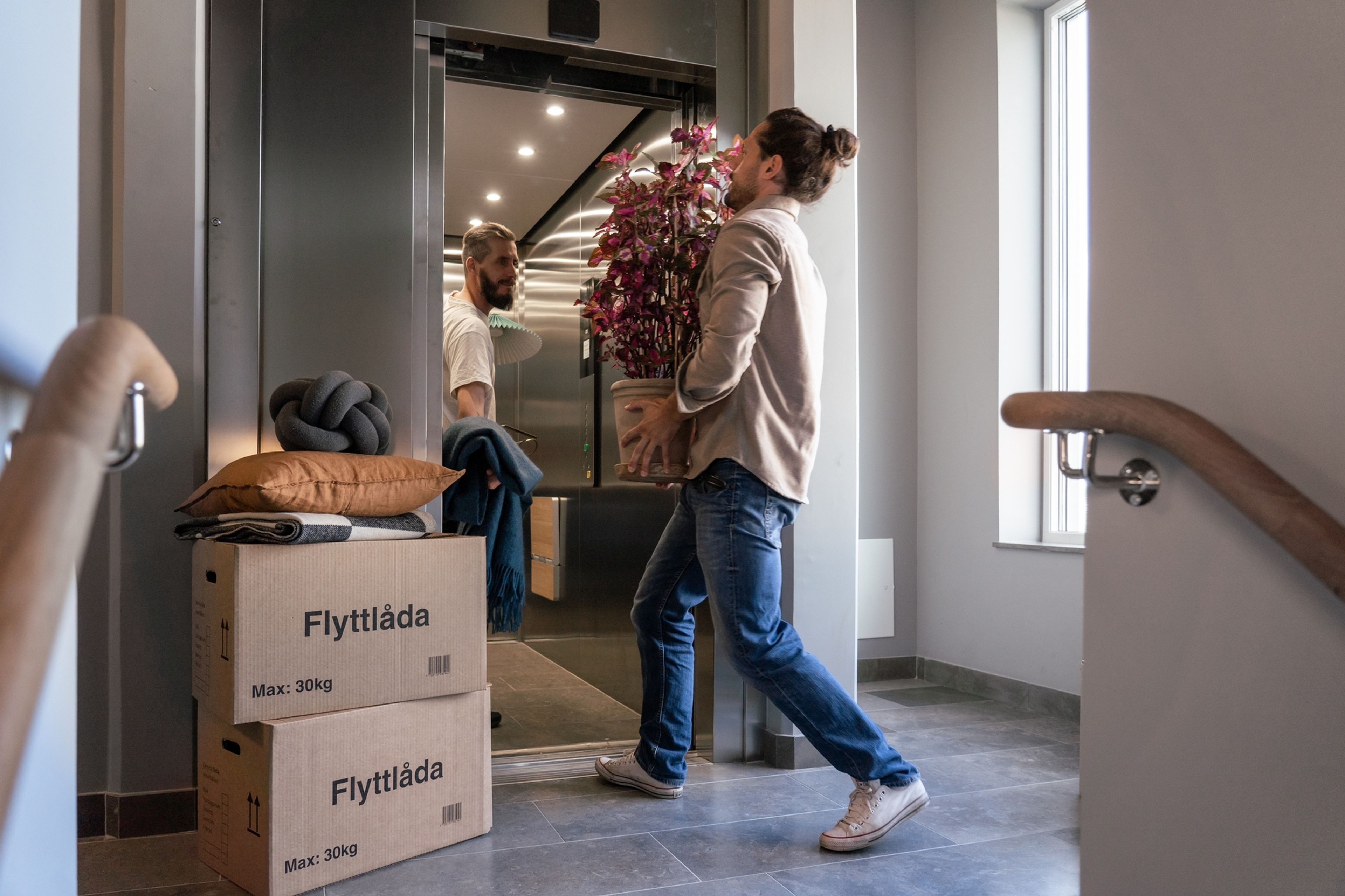 Inflyttning i trappuppgång