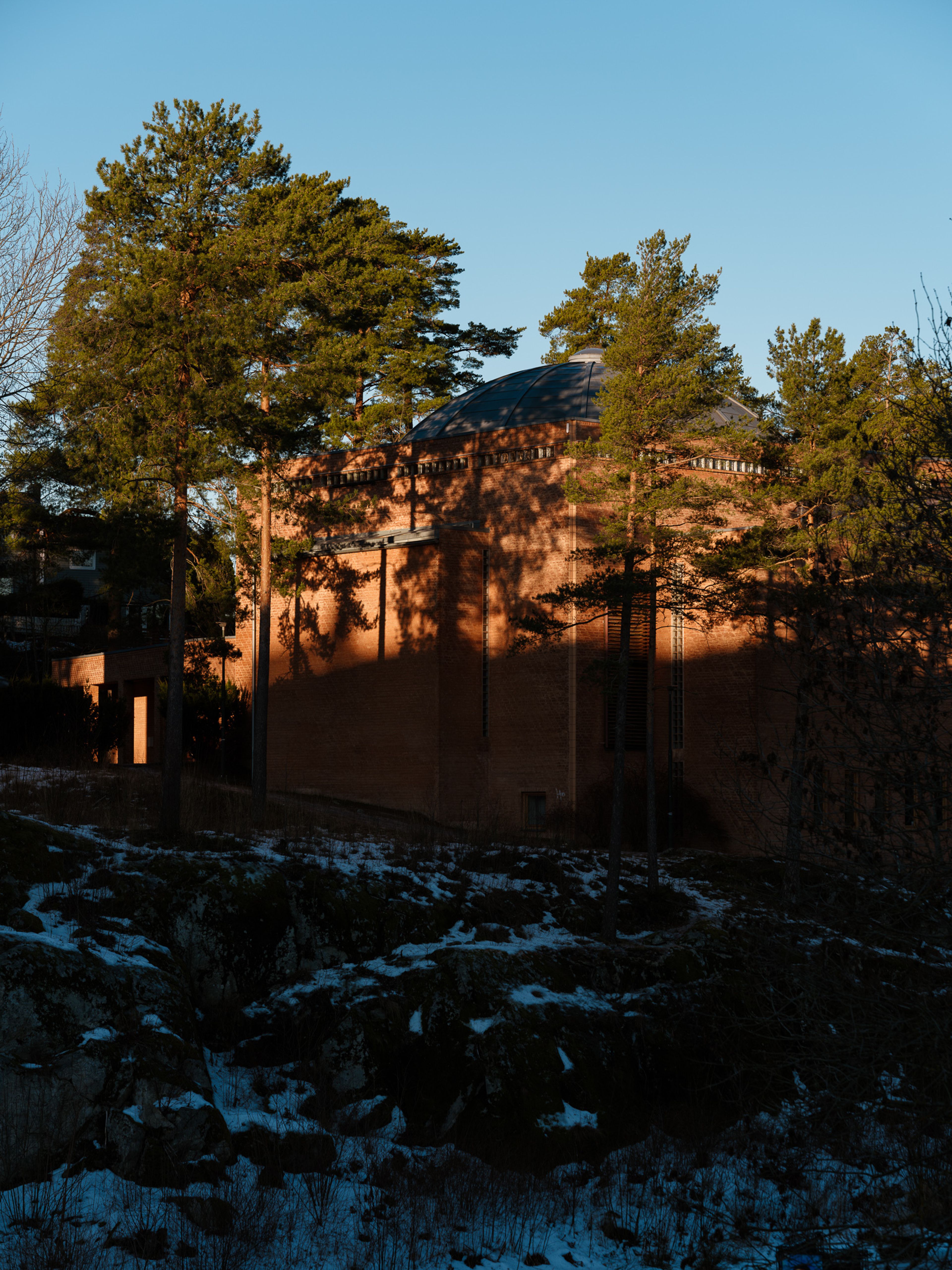 Bilde av Holmlia Kirke.