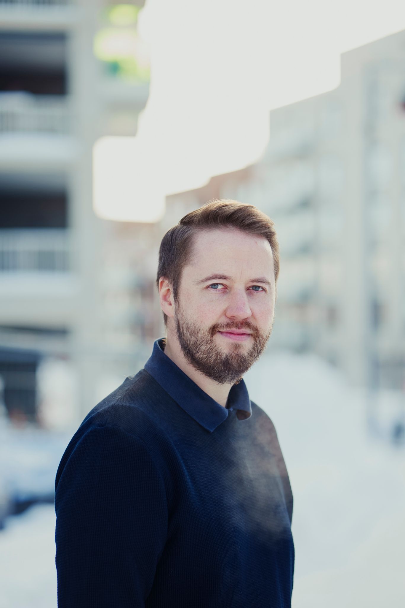 Portrettbilde av daglig leder i OBOS Living Lab, Ingemund Skålnes, tatt ute