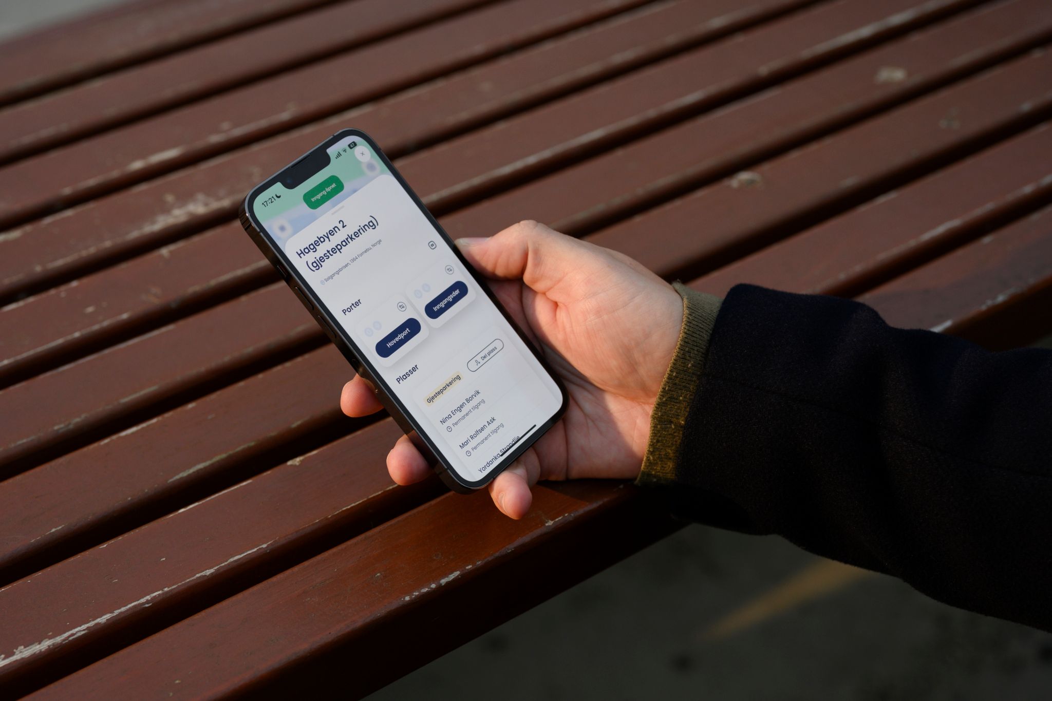 Foto av mobilnøkkel-appen på en mobilskjerm.